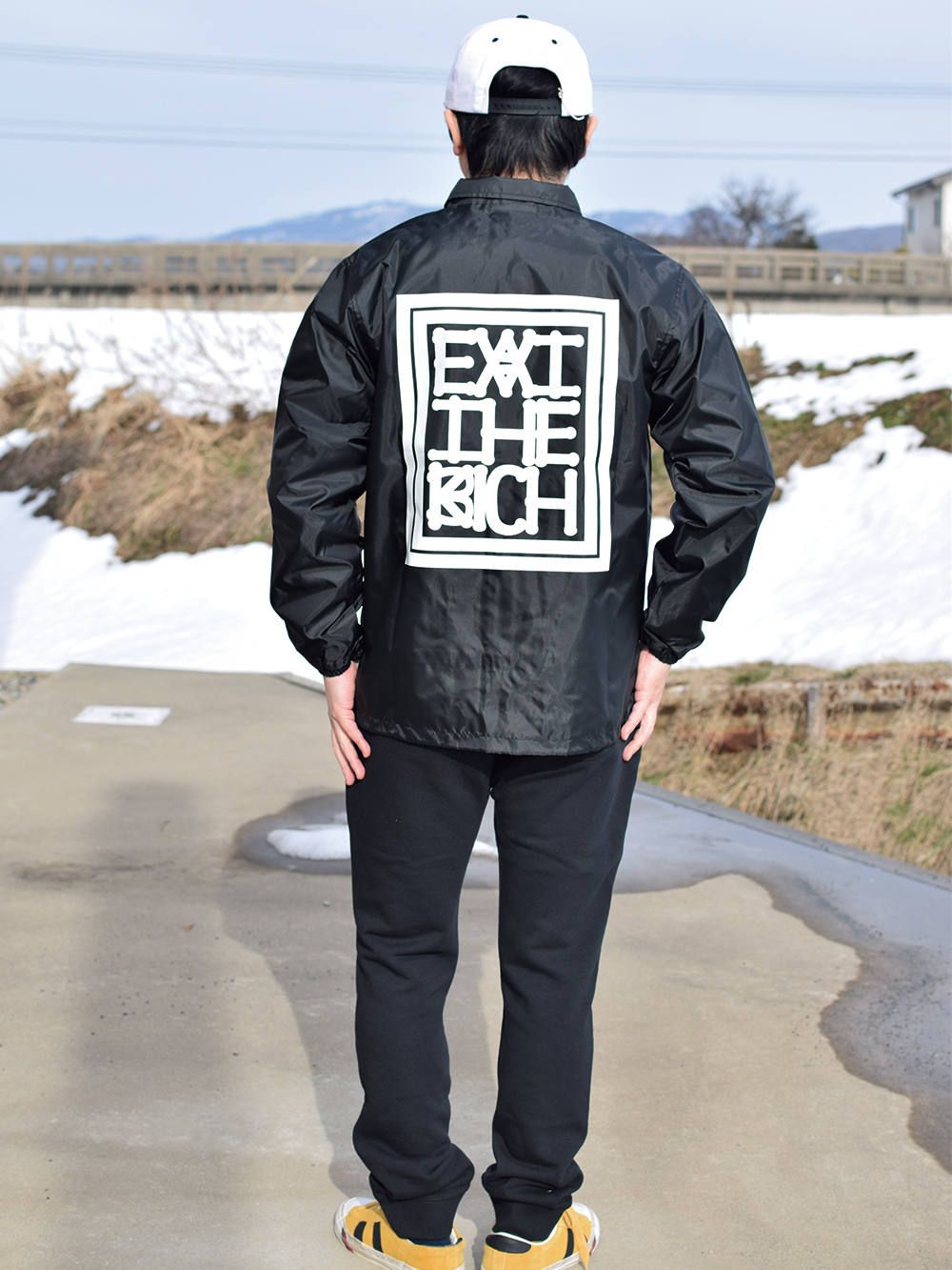 COACH JACKET : EAT THE RICH