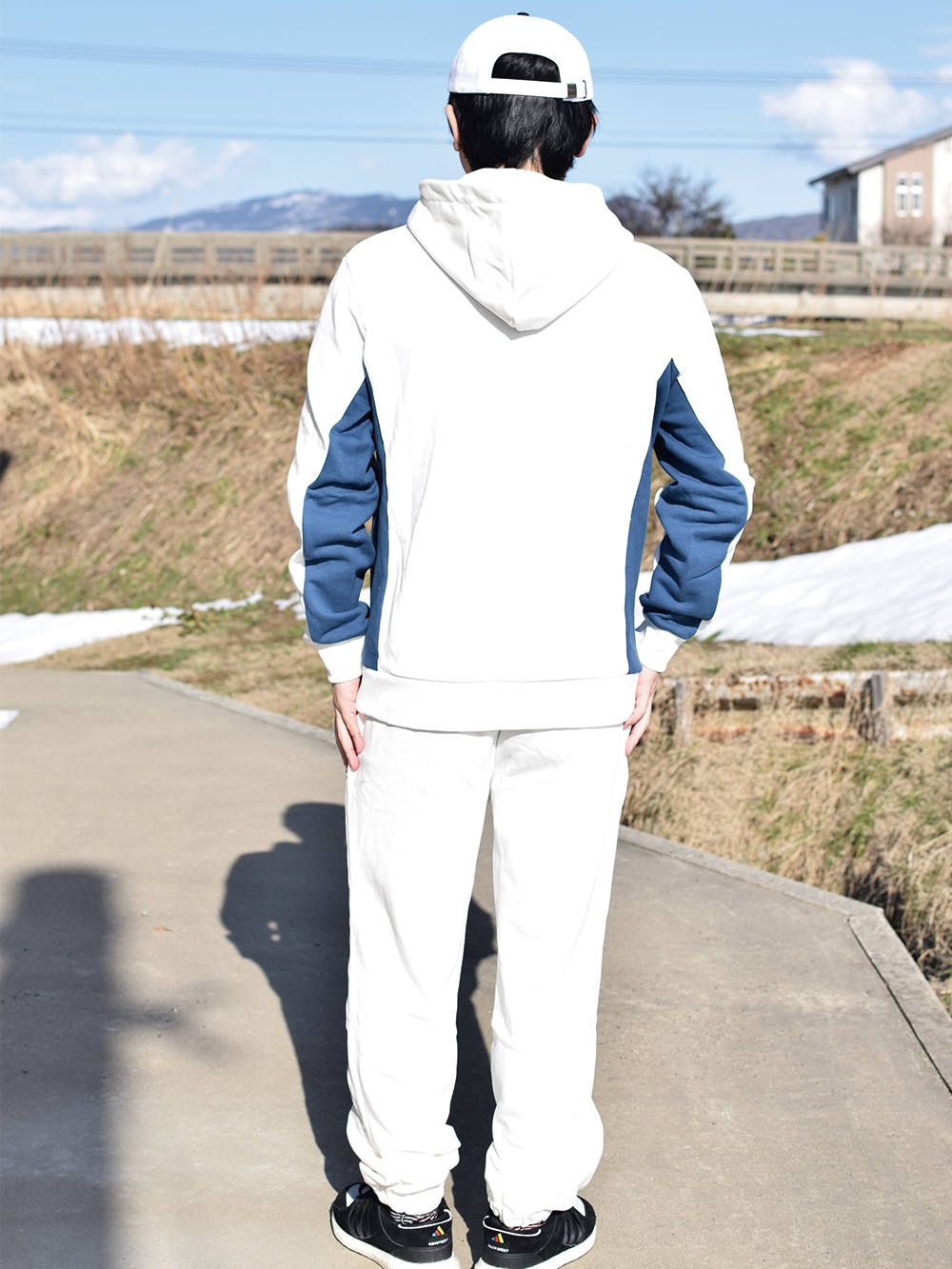 MAG PATCH ZIP-HOODIE
