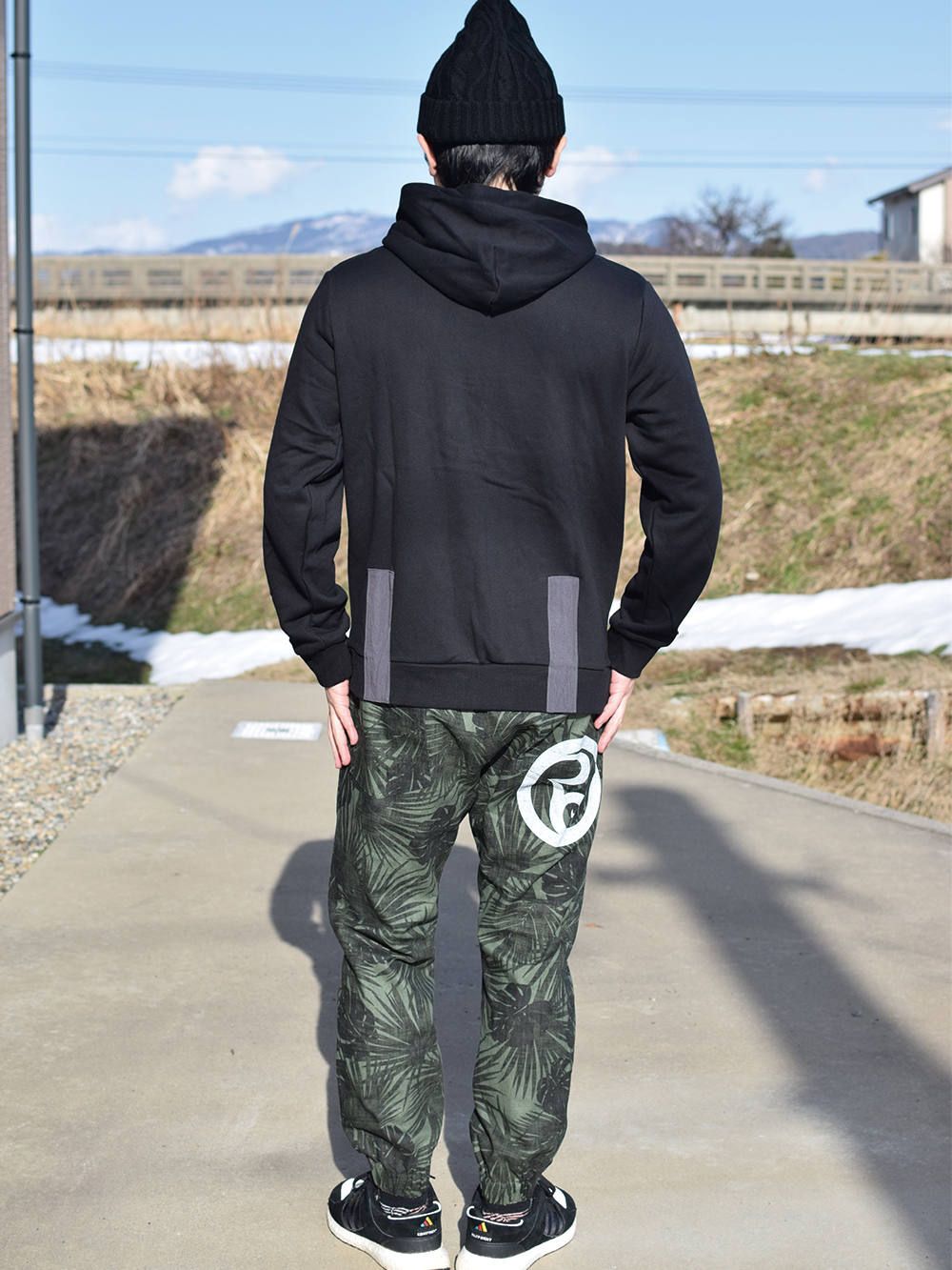 MAG PATCH-HOODIE