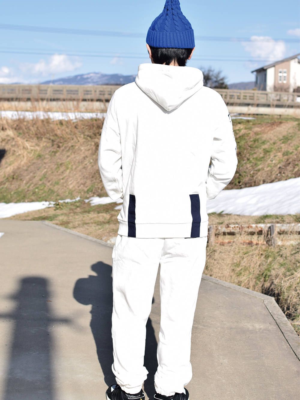 SLEEVE MAG-HOODIE