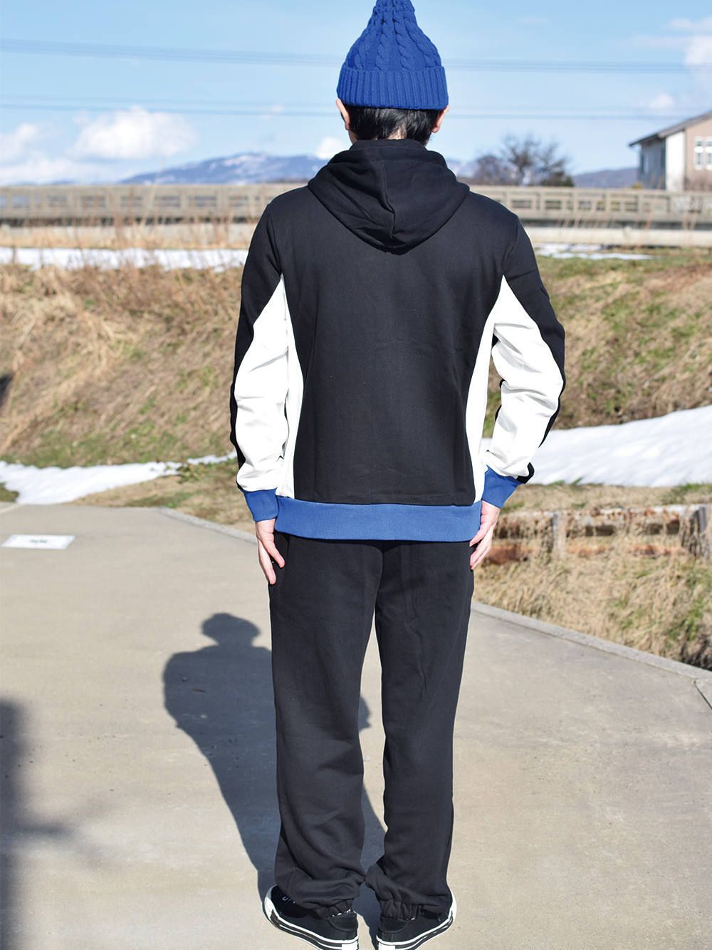 MAG PATCH ZIP-HOODIE