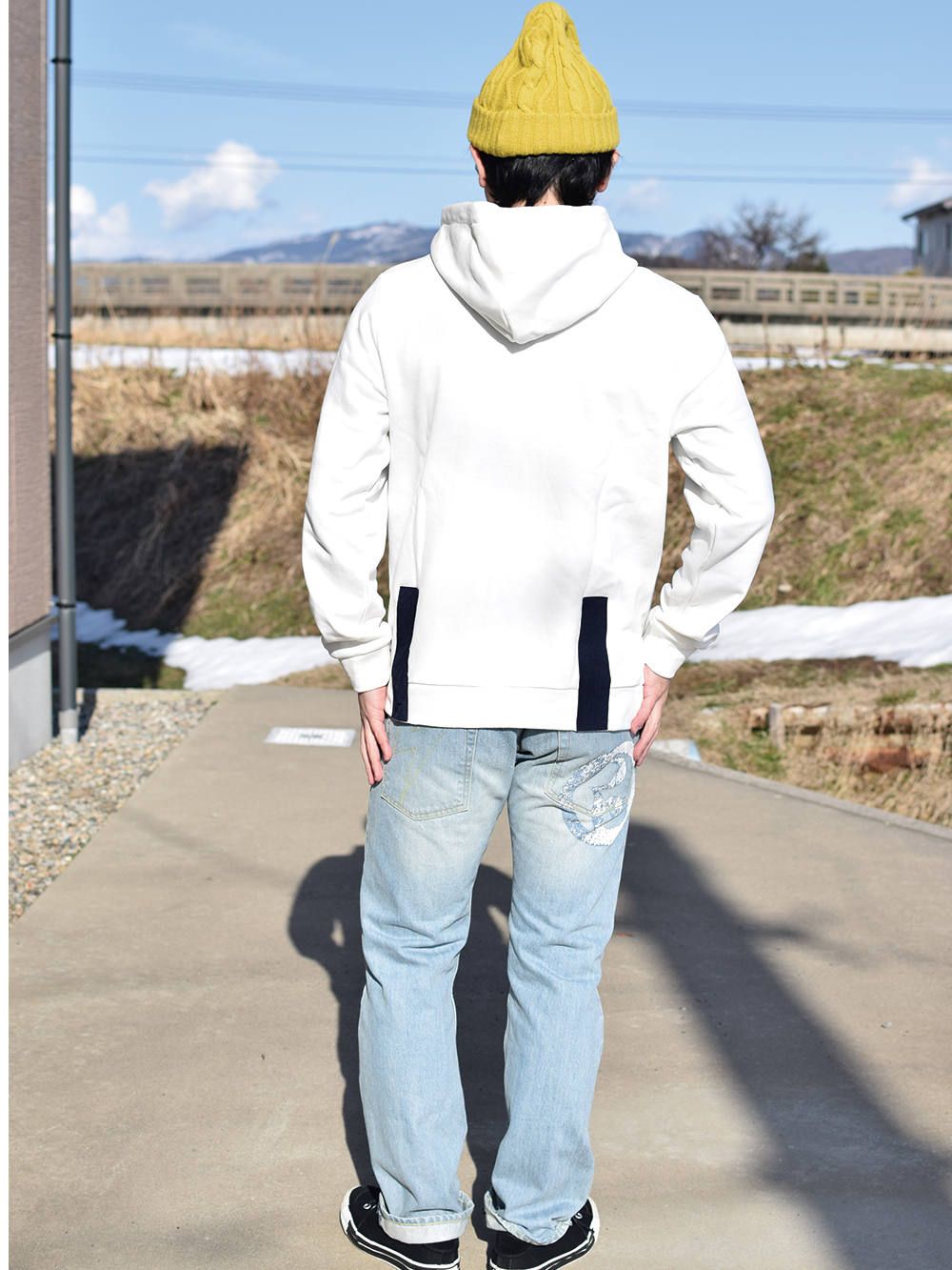 MAG PATCH-HOODIE