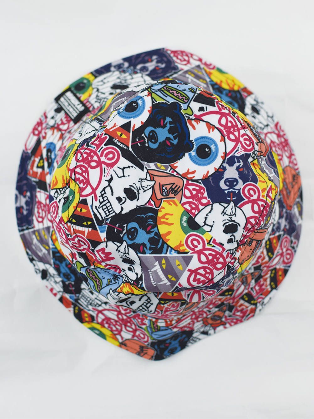 ALLOVER BUCKET-HAT