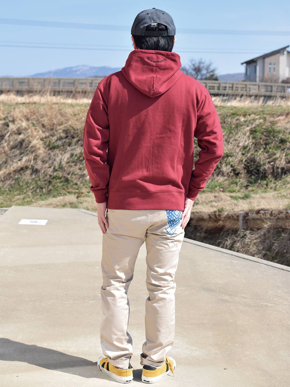 SLICK HOOD-SWEAT