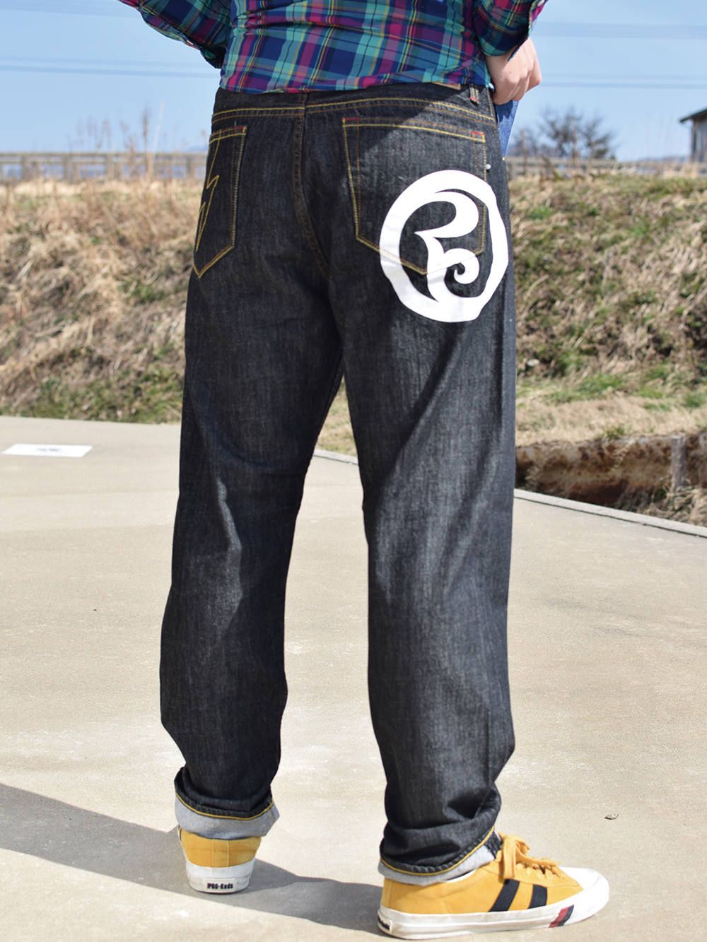 THUNDER GATE BAGGY-DENIM