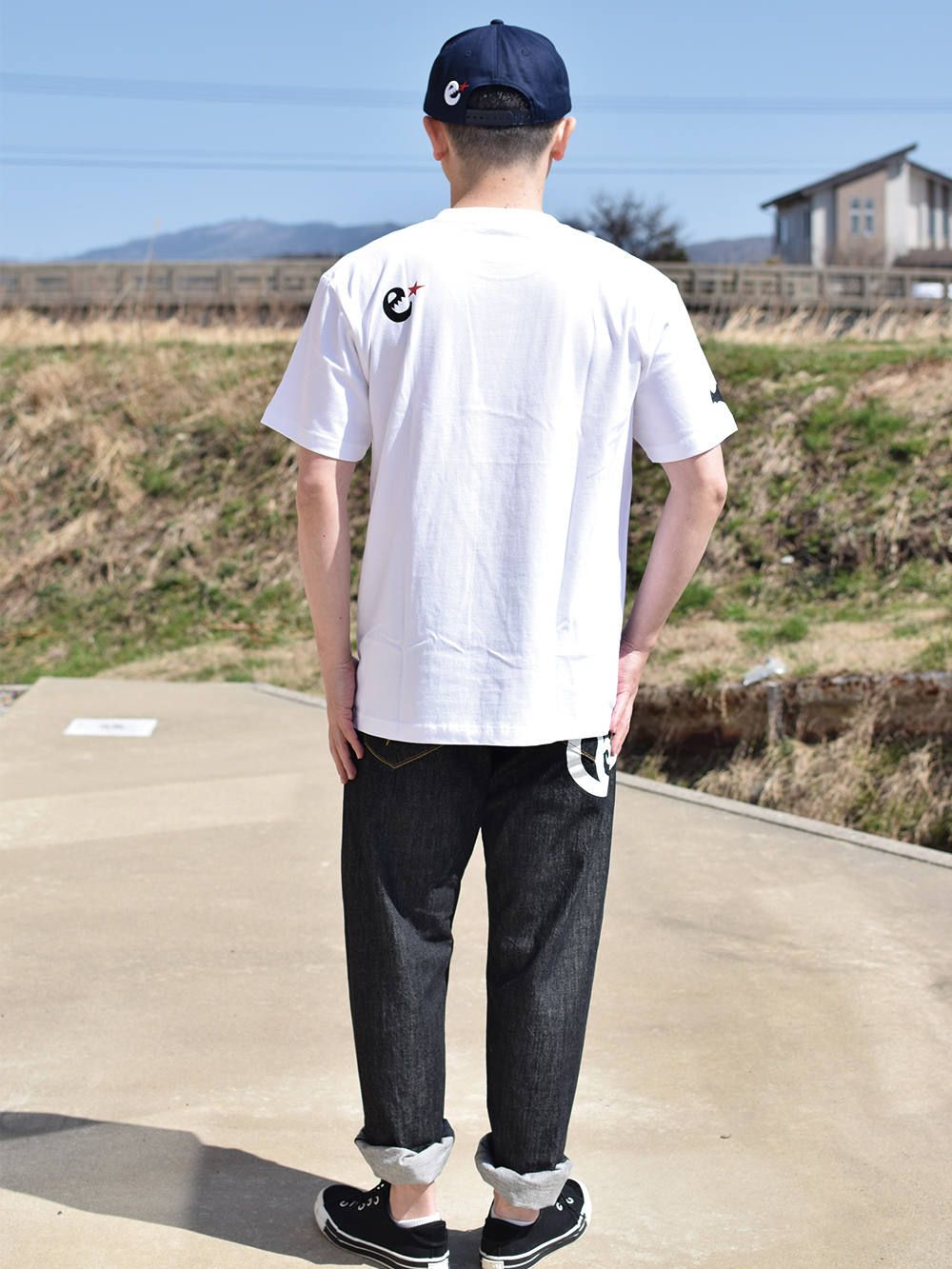 rg halfmoon logo s/s T
