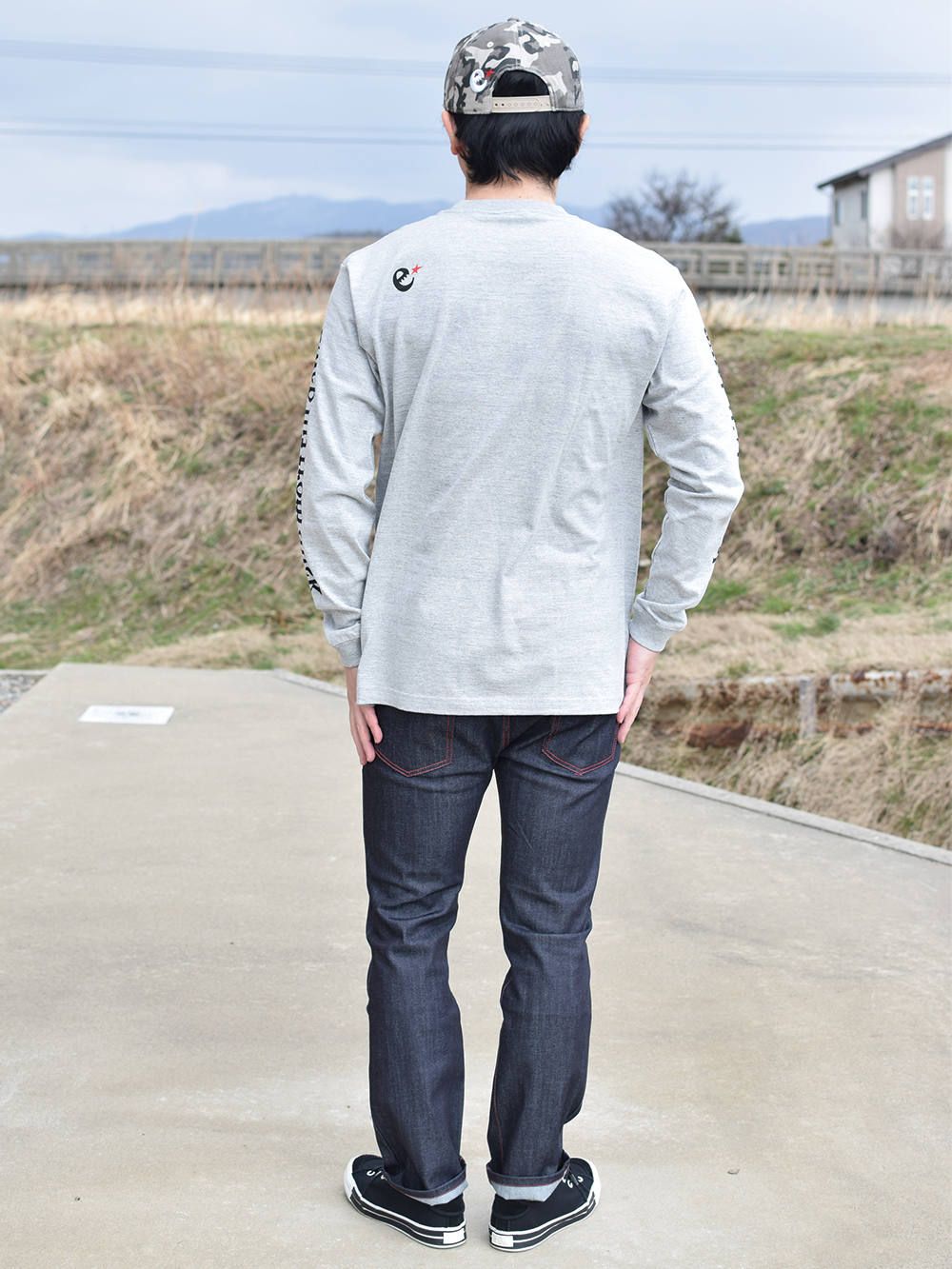 rg sleeve message L/S tee