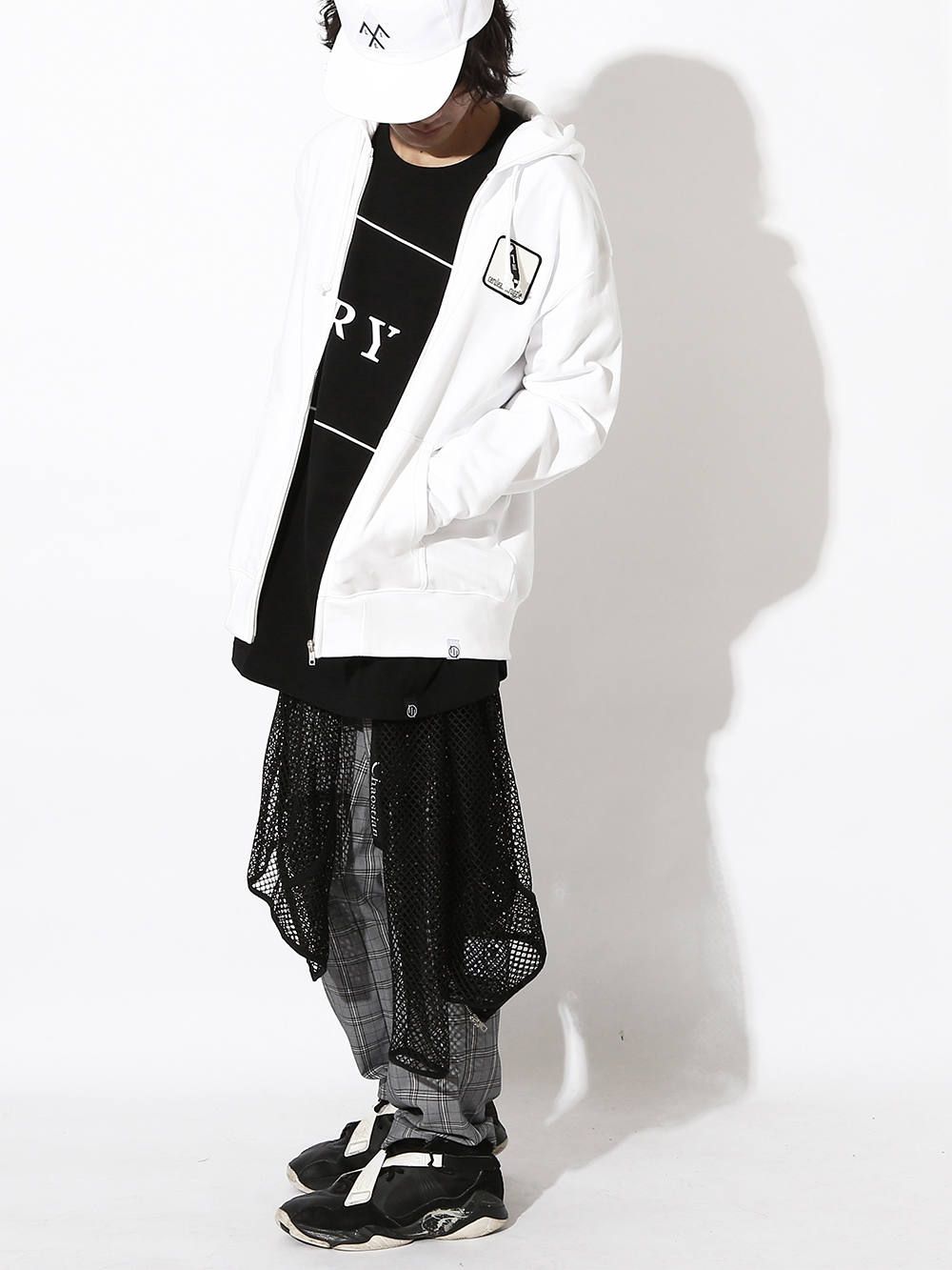 INVISIBLE -Net Ziphood-