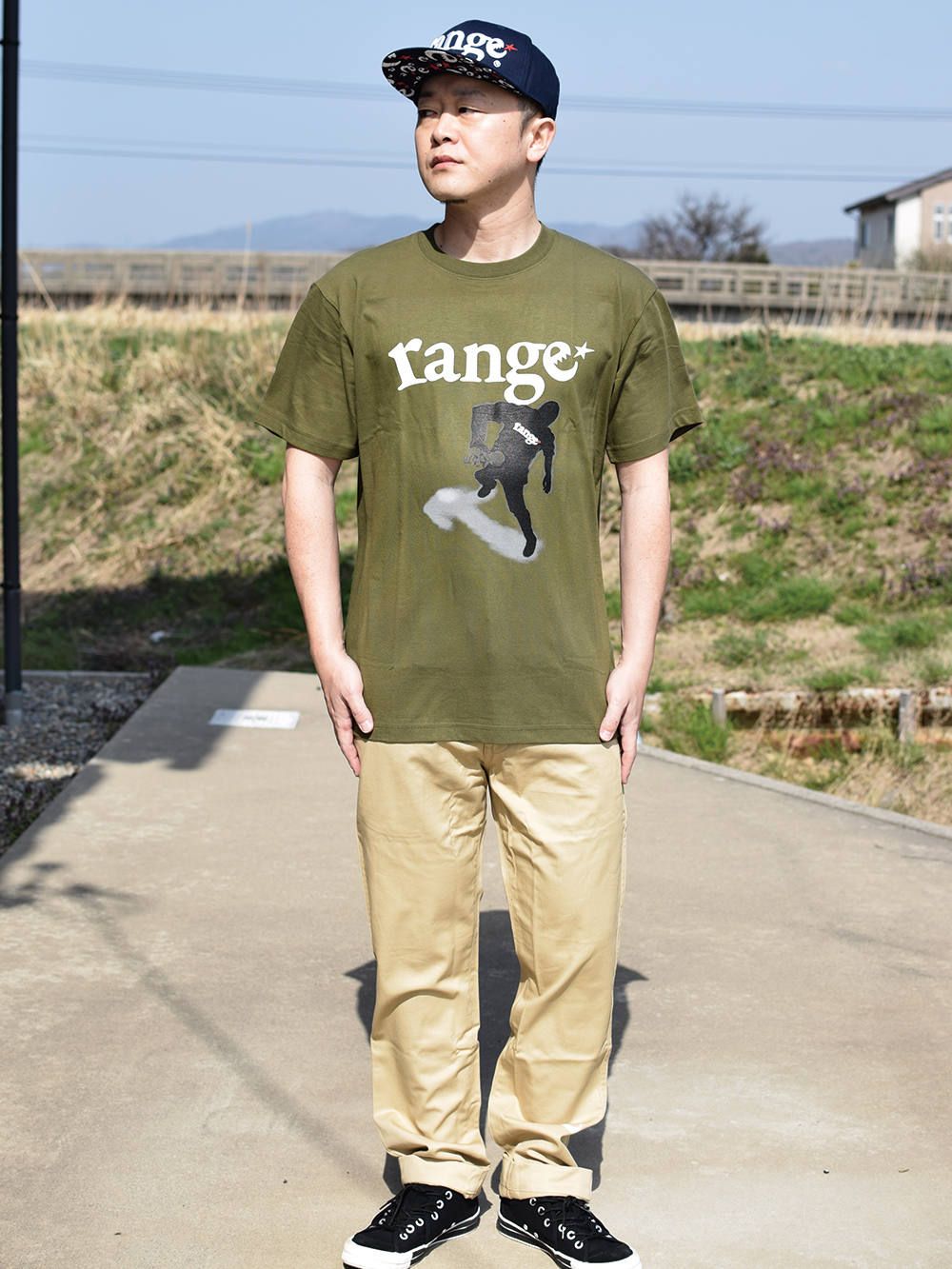 shadow man coming back white LOGO s/s T