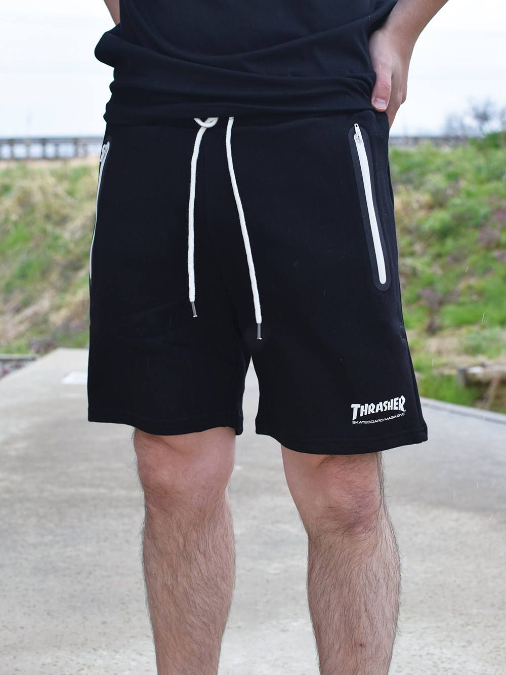 MAG SWEAT-SHORTS