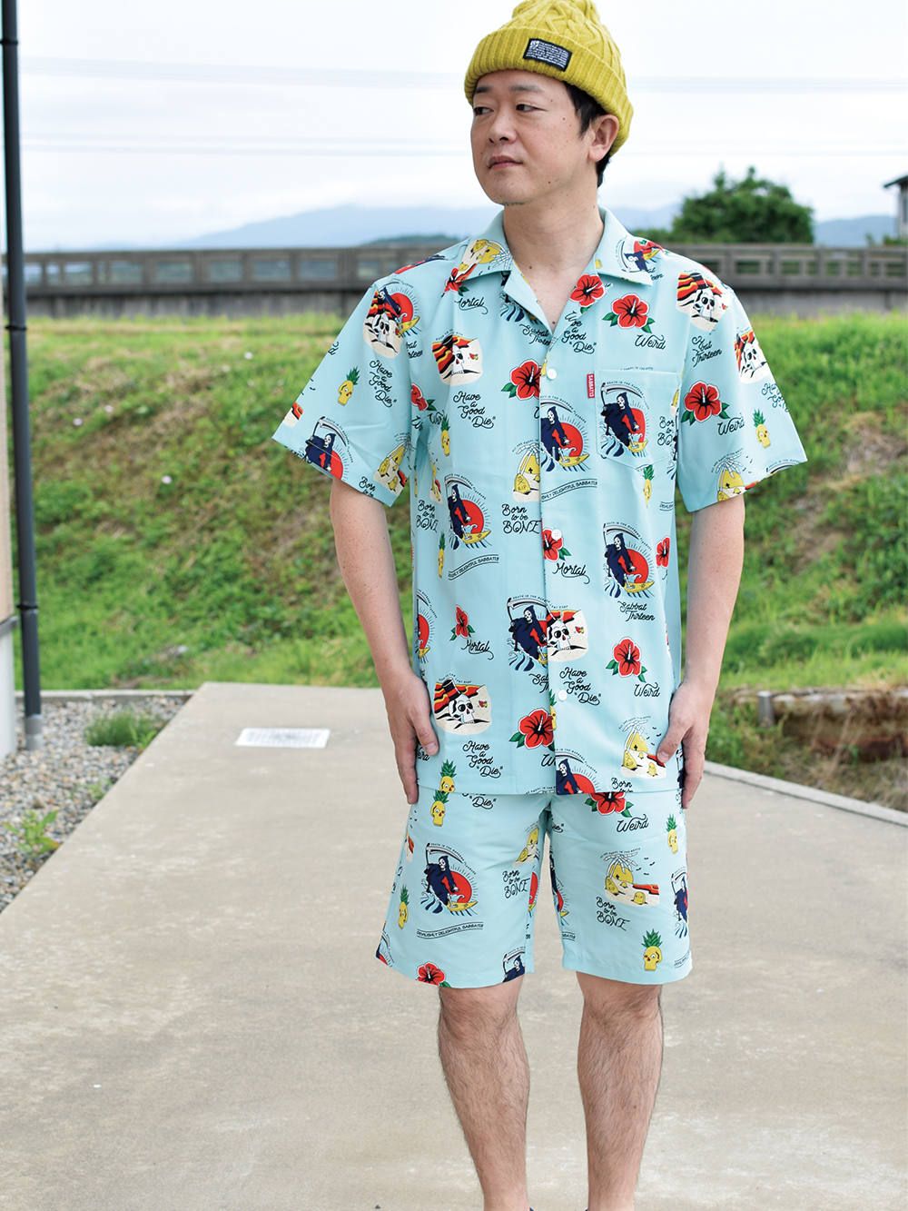 WEIRD BEACH ALOHA-SHIRTS