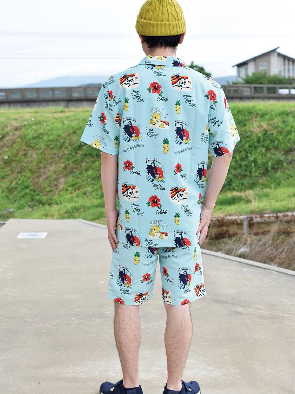 WEIRD BEACH ALOHA-SHIRTS