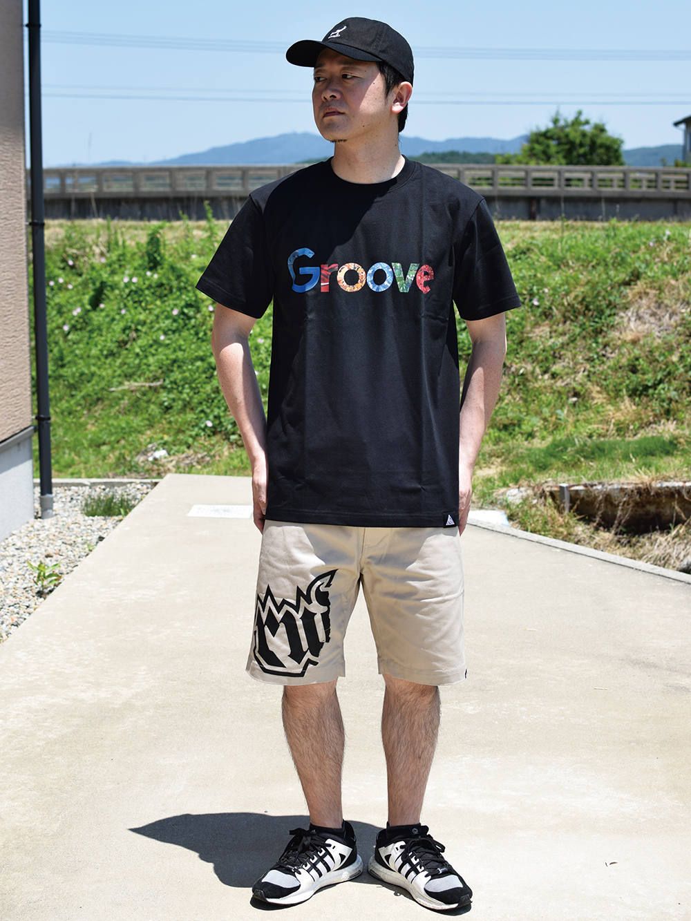 Groove T-shirts