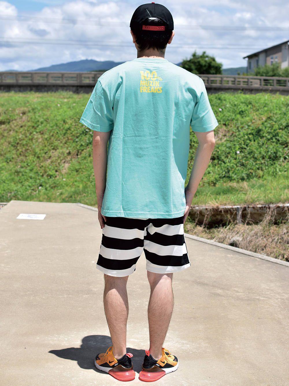 ROCKFES HOLIC-T