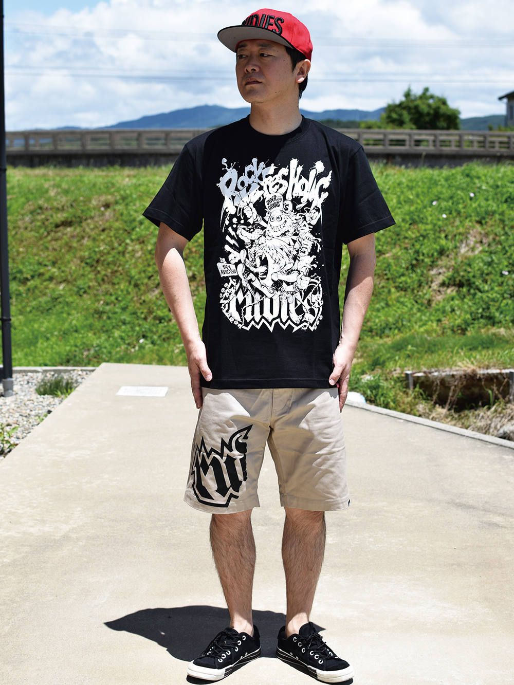 ROCKFES HOLIC-T