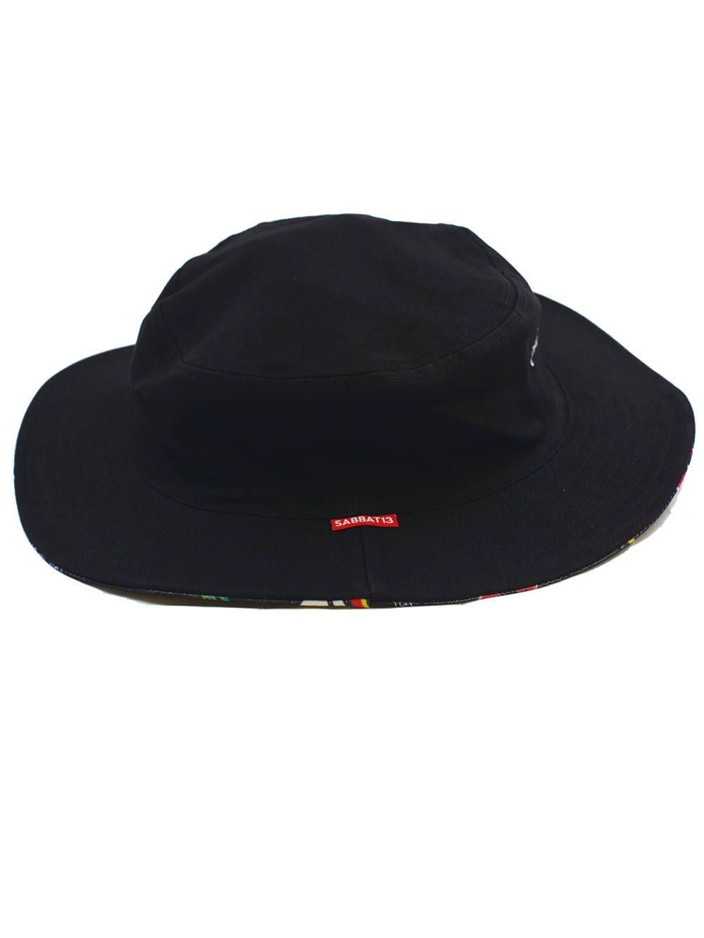 WEIRD BEACH-HAT