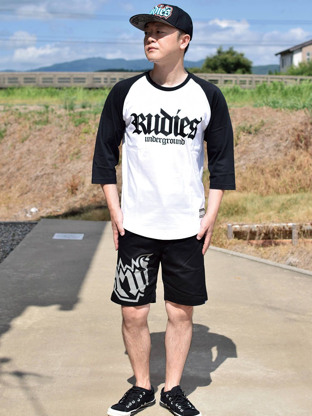 HOOK RAGLAN-T