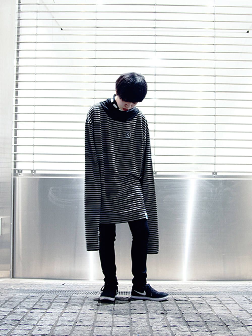 NOTICE [ LOOSE BORDER CUTSEW ]