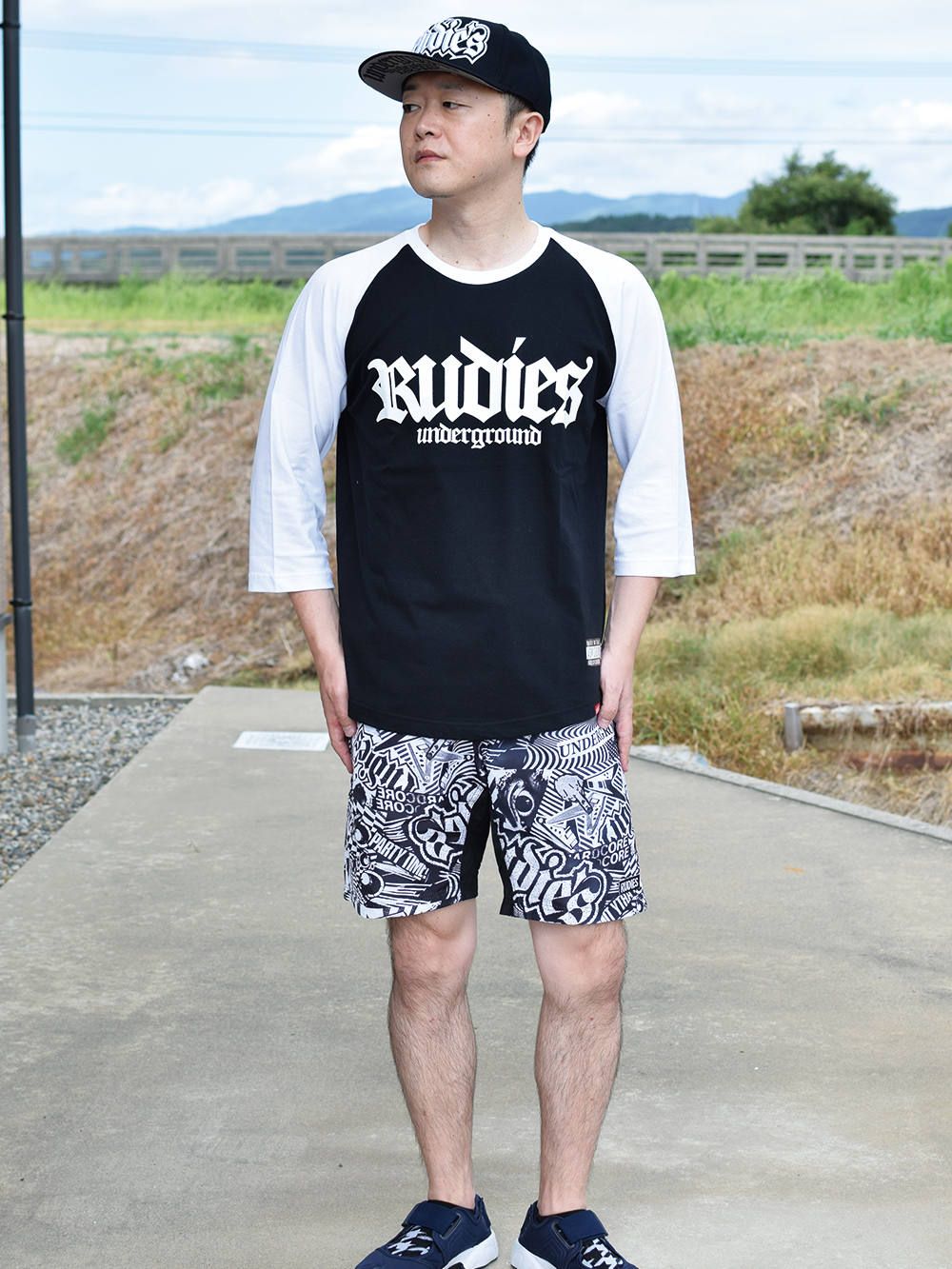 HOOK RAGLAN-T