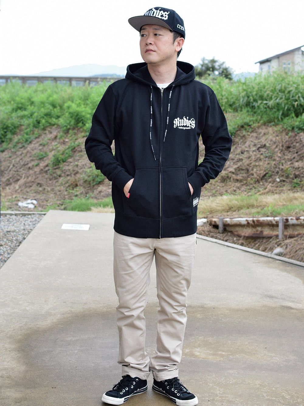 STAB ZIP HOOD-SWEAT