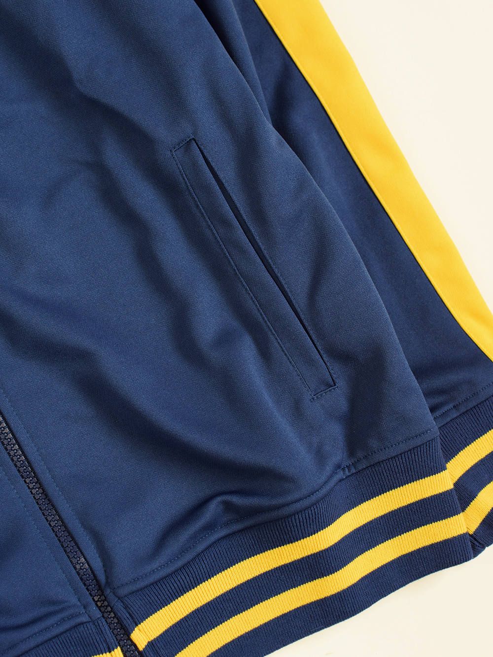MAG TRACK-JACKET