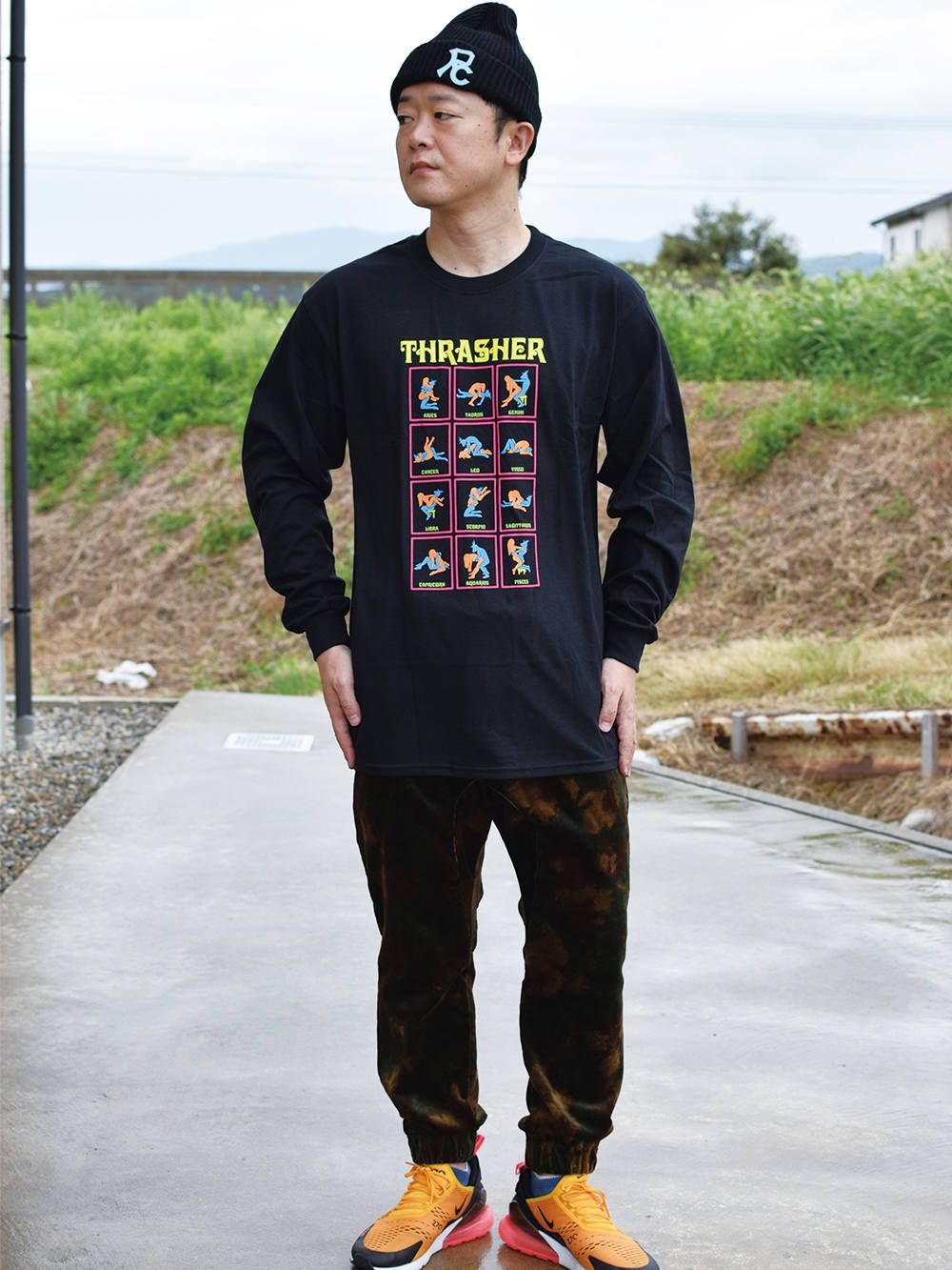 BLACK LIGHT L/S