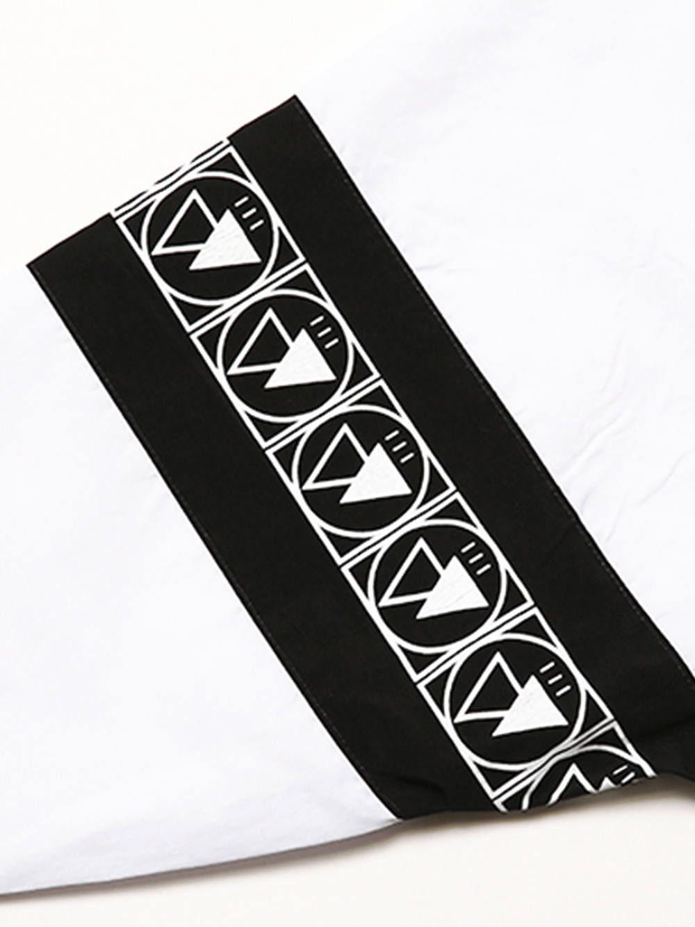 VEXED -Nylon Pullover-