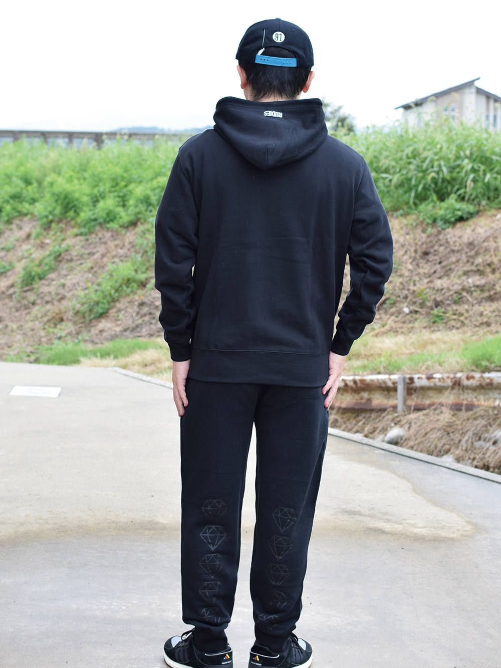 SPOIL HOOD-SWEAT