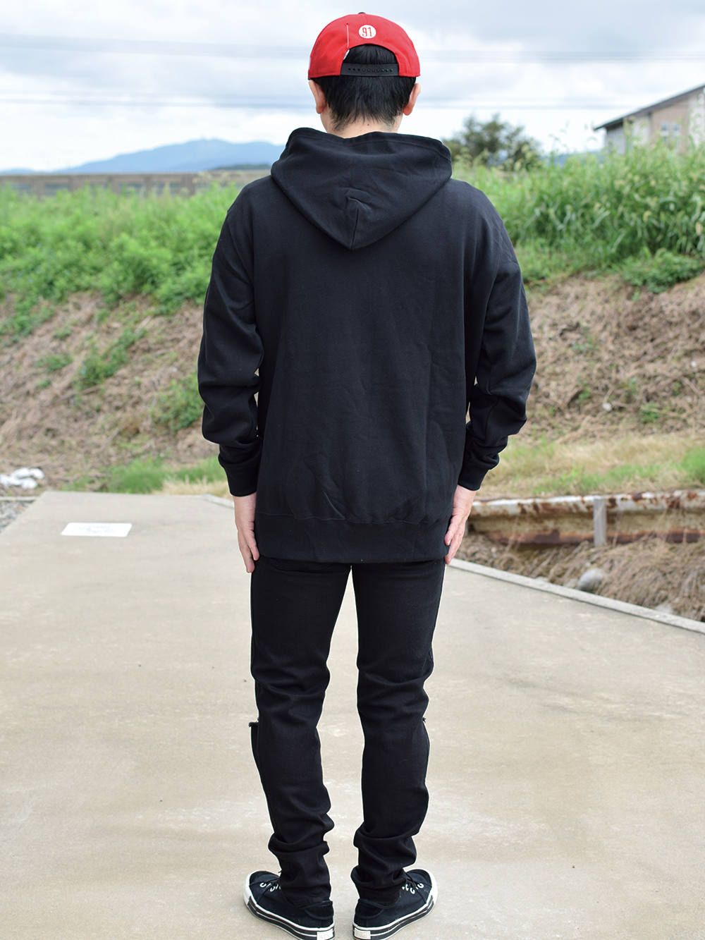CRYPT-HOODIE
