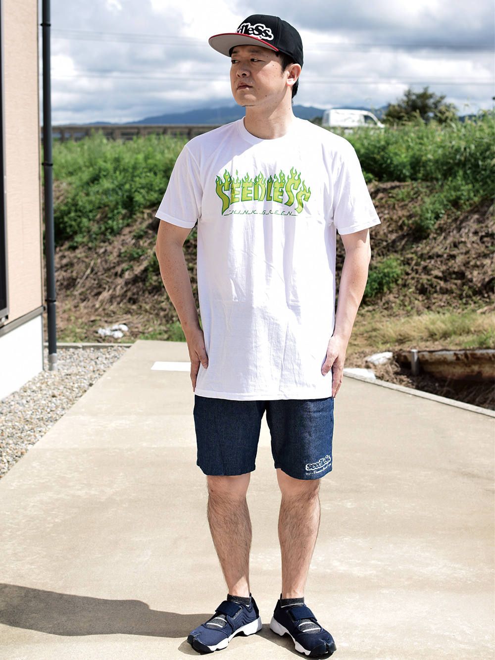 THRASHED s/s T