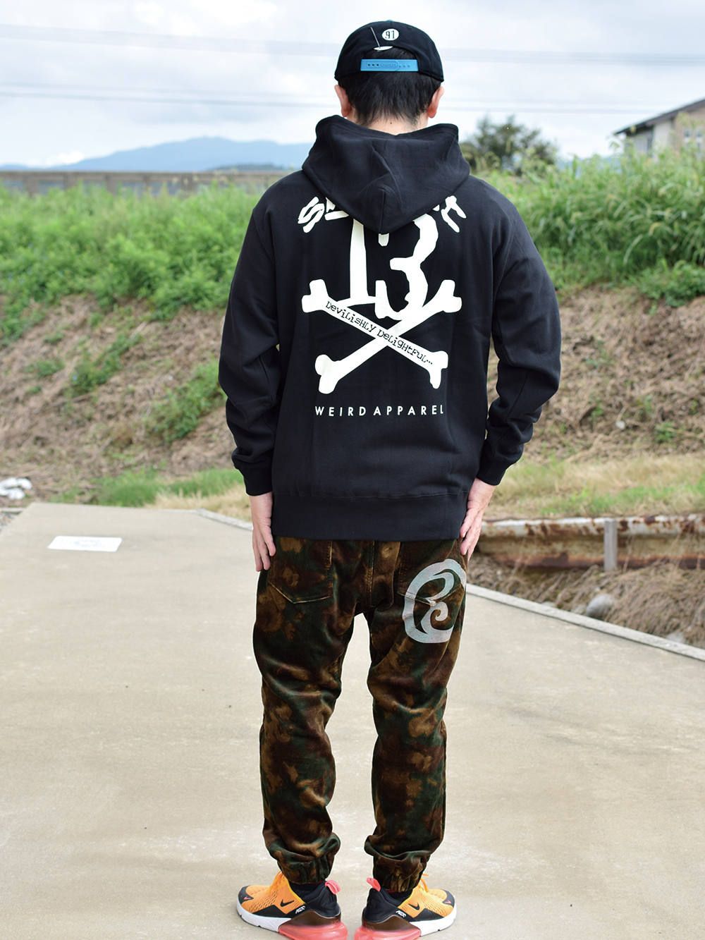 13X-BONE HOODIE