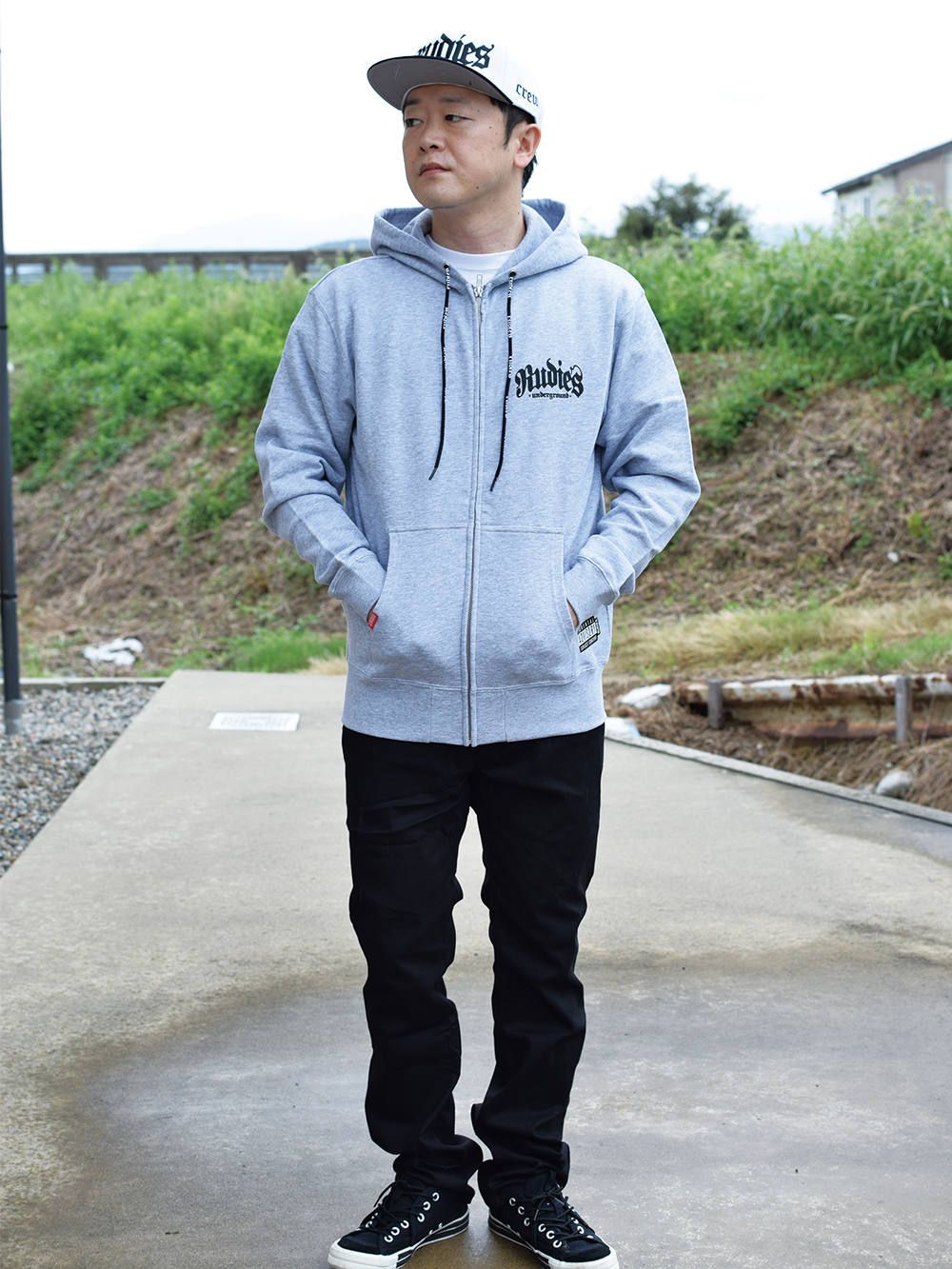 STAB ZIP HOOD-SWEAT