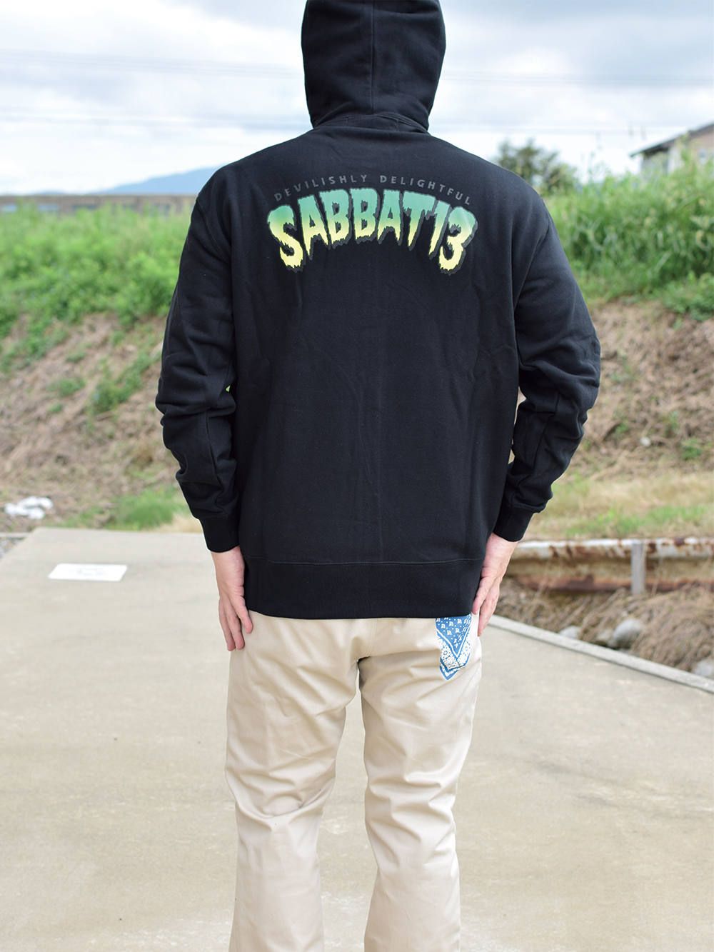 CRYPT ZIP-HOODIE