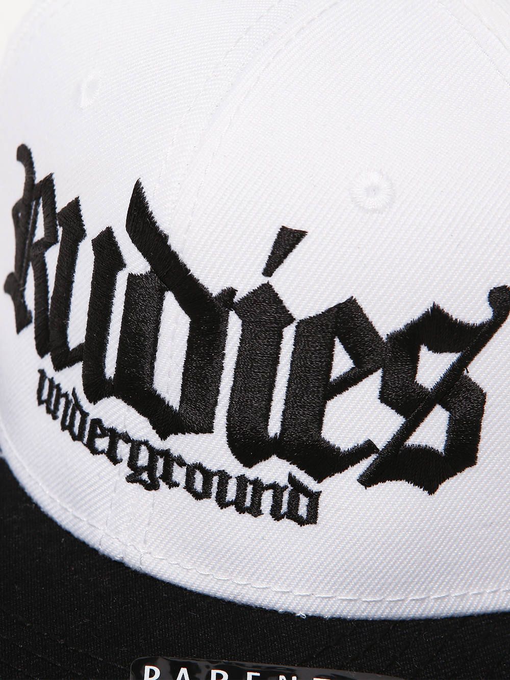 HOOK SNAPBACK-CAP