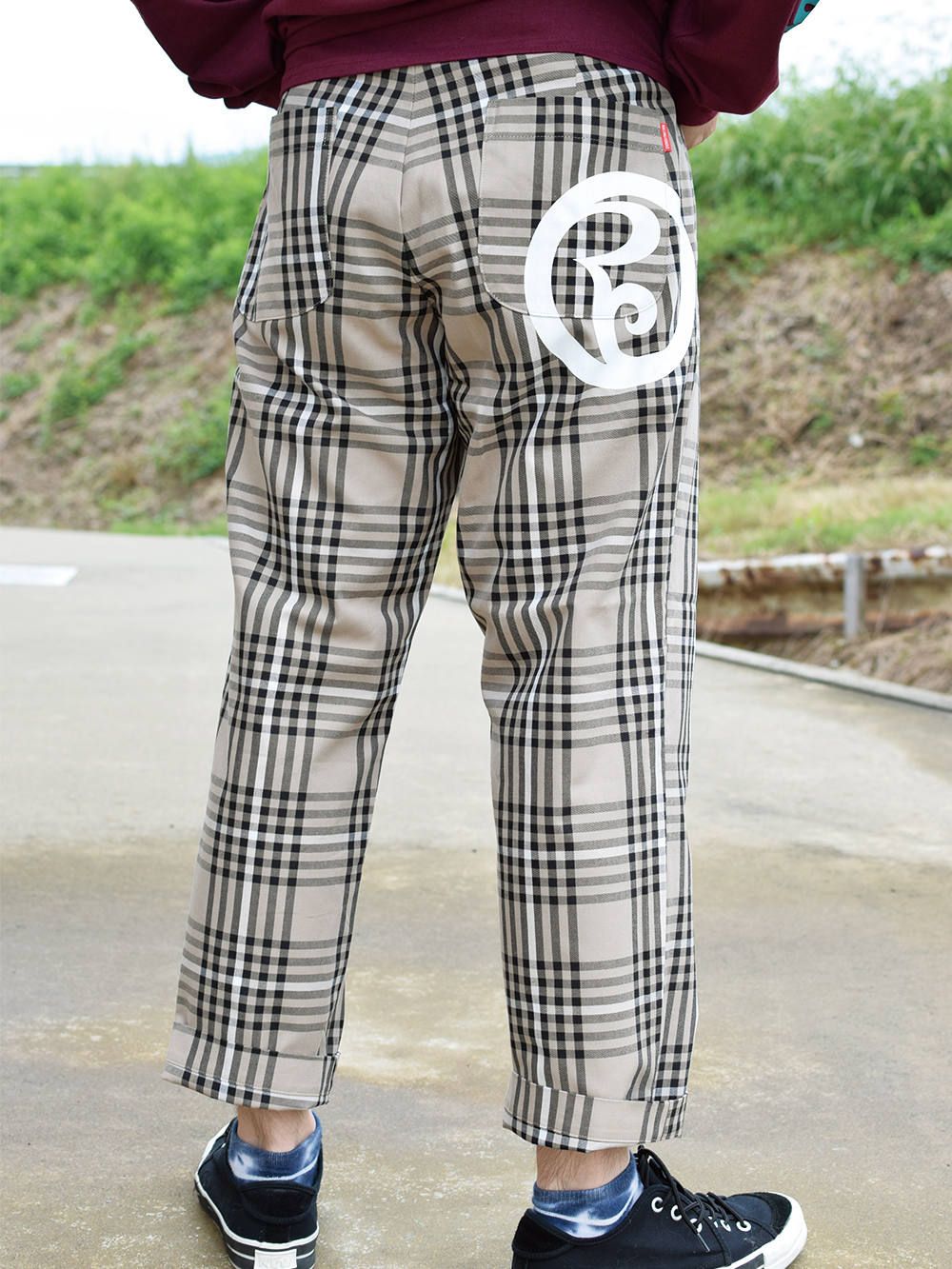 WIDE CHECK-PANTS