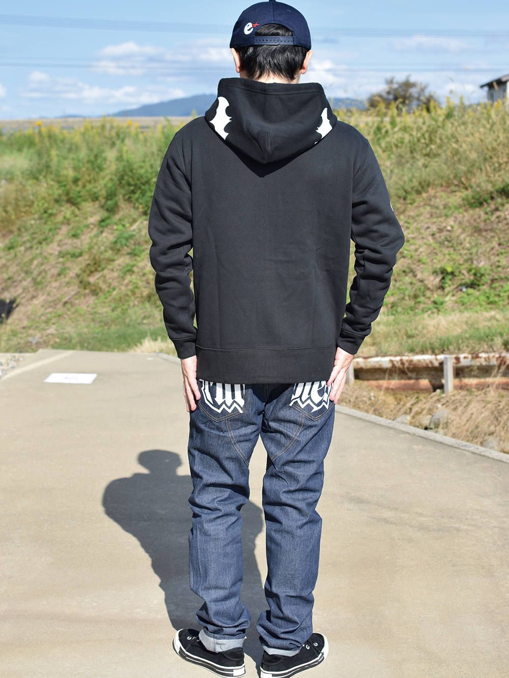 rg bat print zip hoody