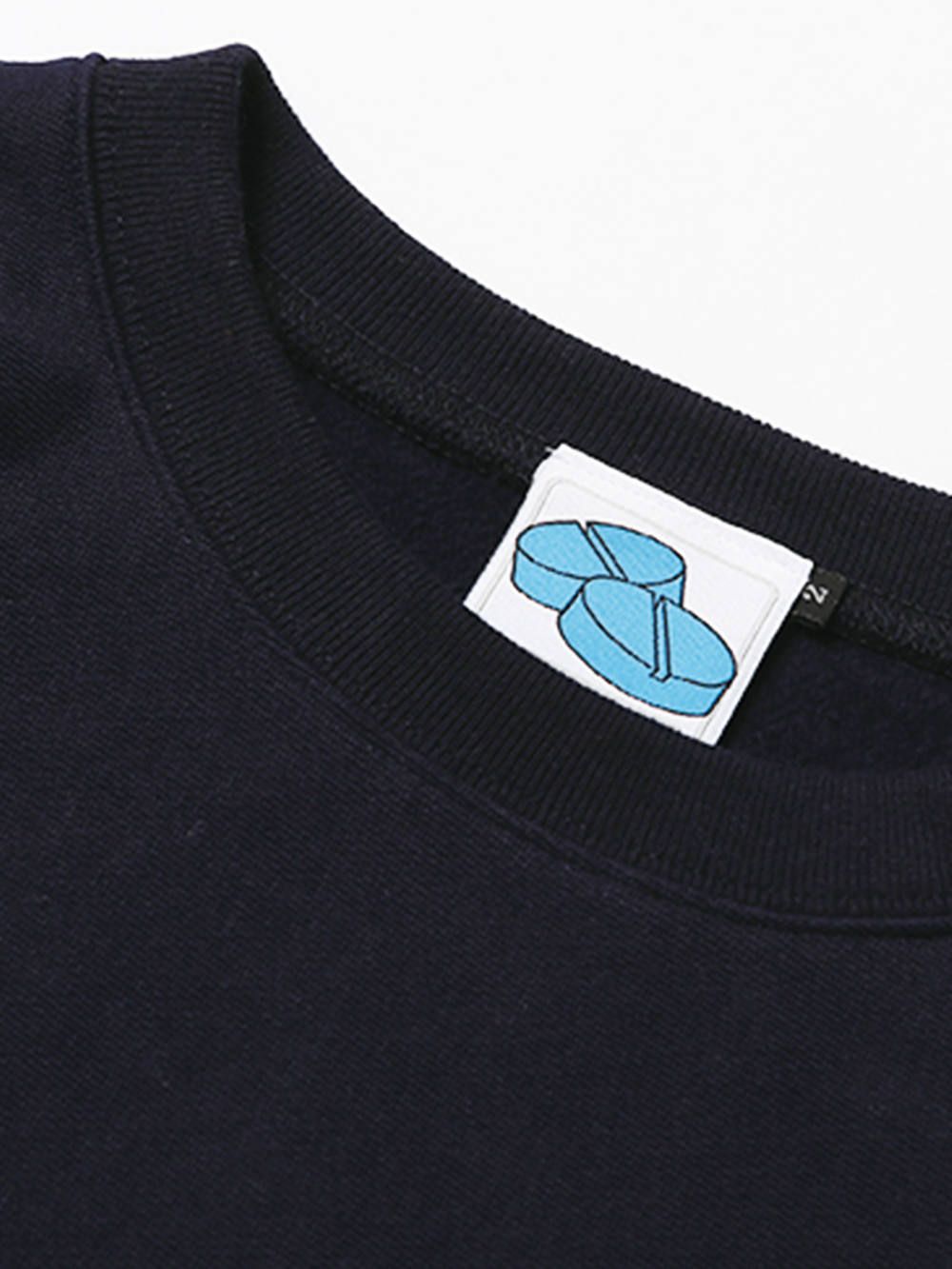 PRETEND [ CREW SWEAT ]