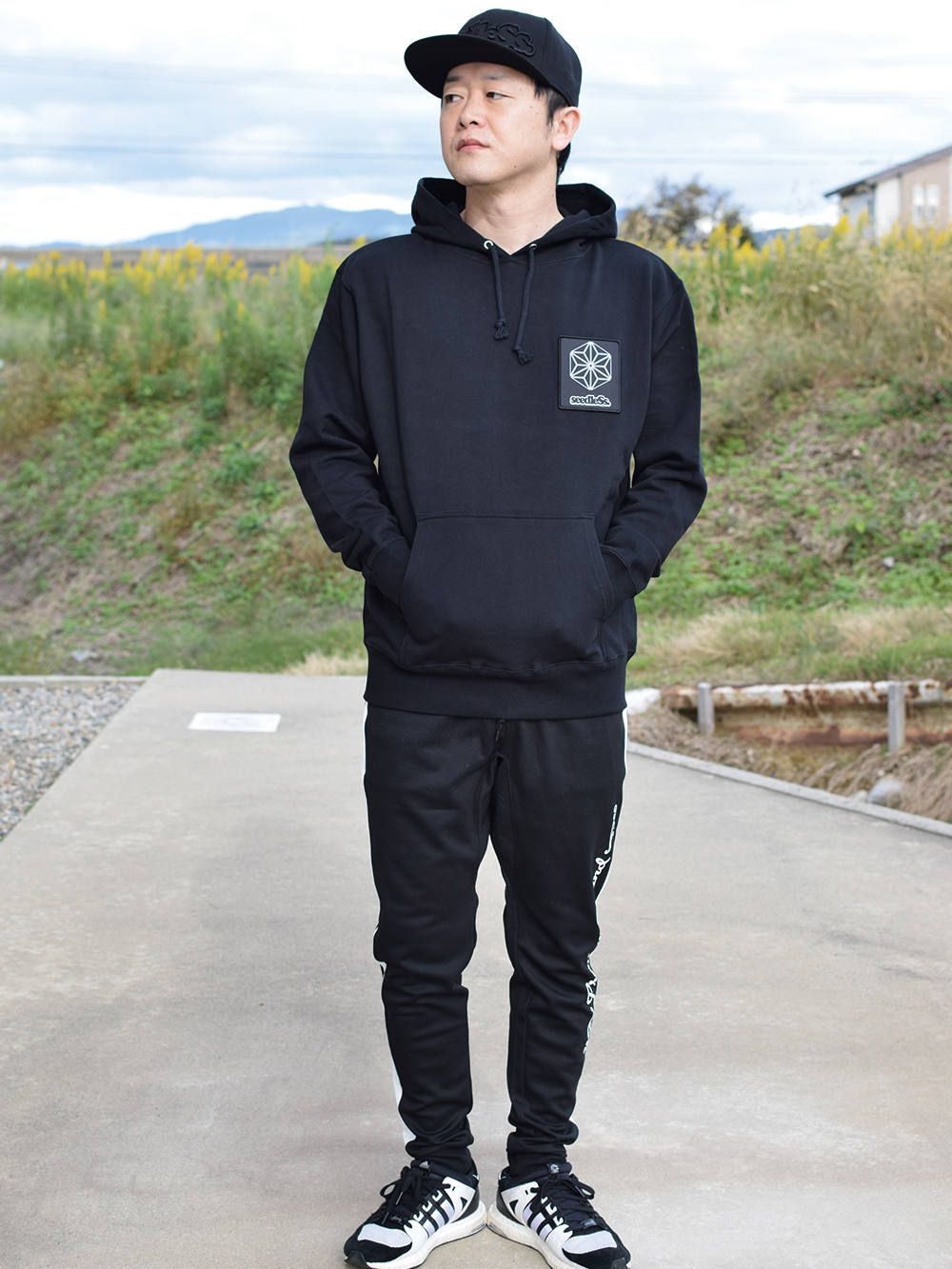 sd cannabis crystal 42 hoody