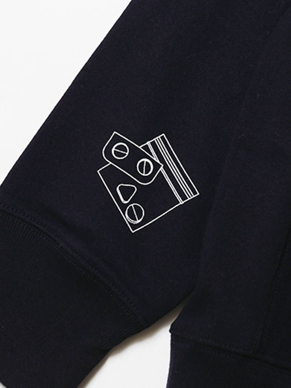 PRETEND [ CREW SWEAT ]