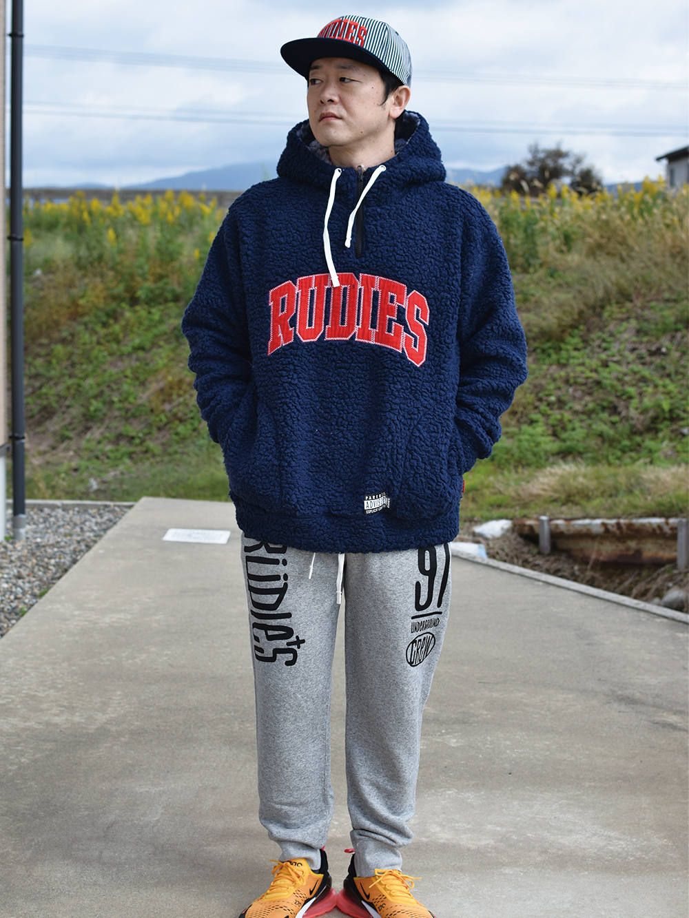 COLLEGE BOA HALF-ZIPHOOD