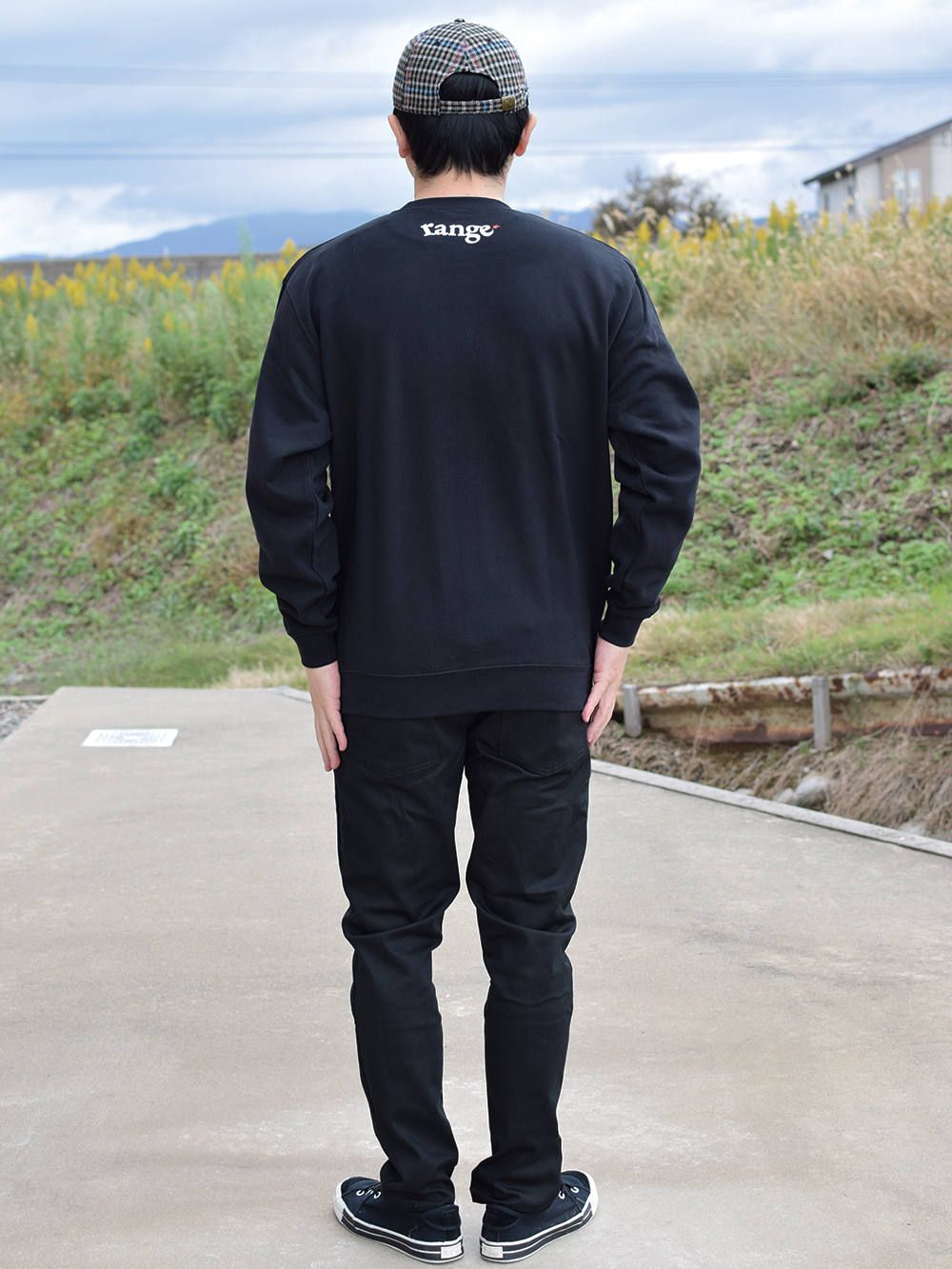 rg checker pocket crew sweat