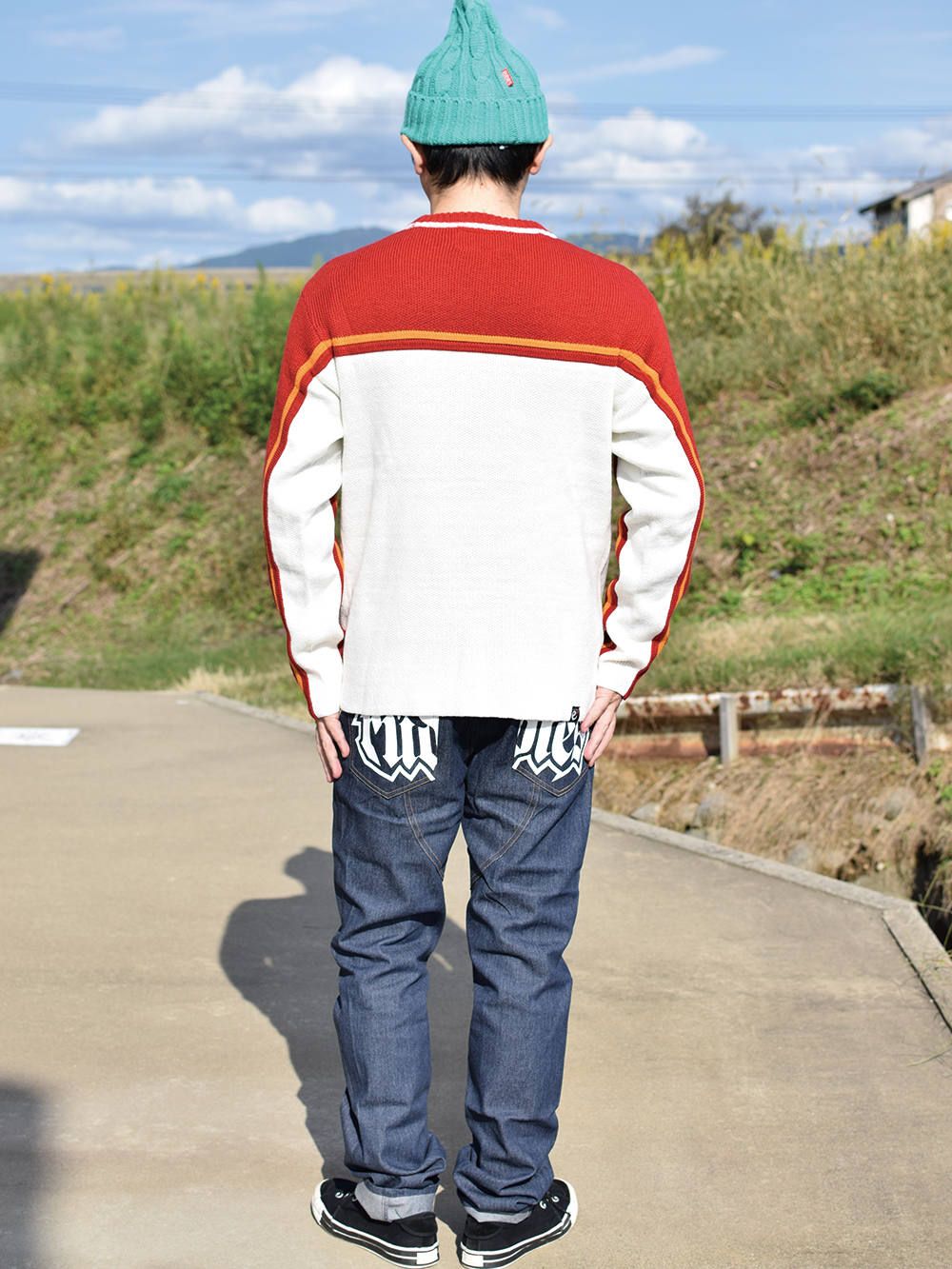 rg line knit