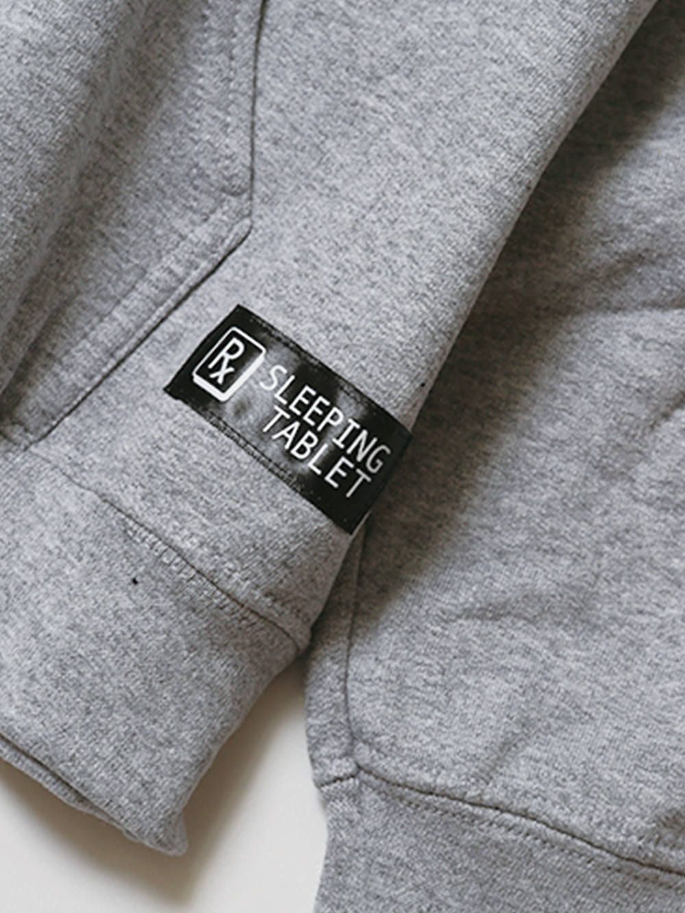 ASLEEP [ PULLOVER ]