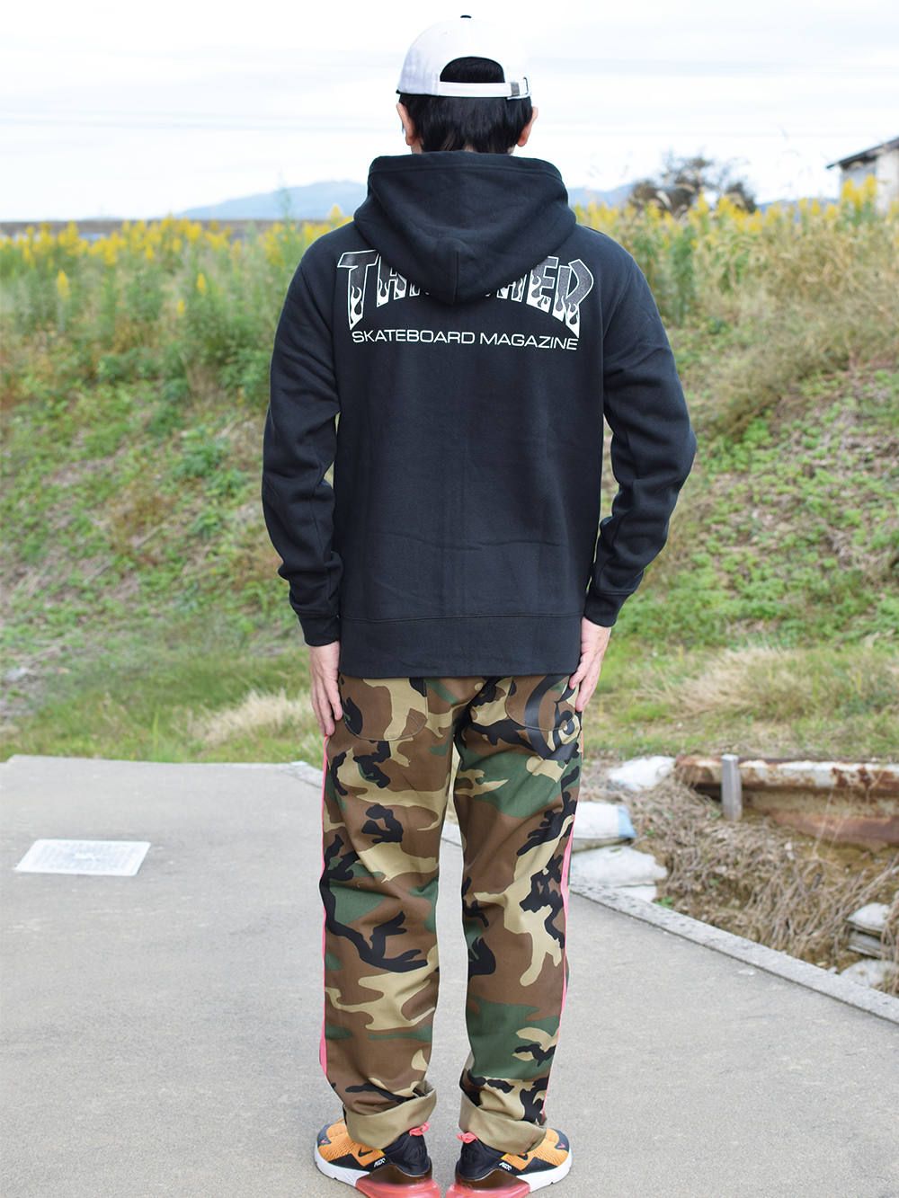 BBQ ZIP-HOOD SWEAT
