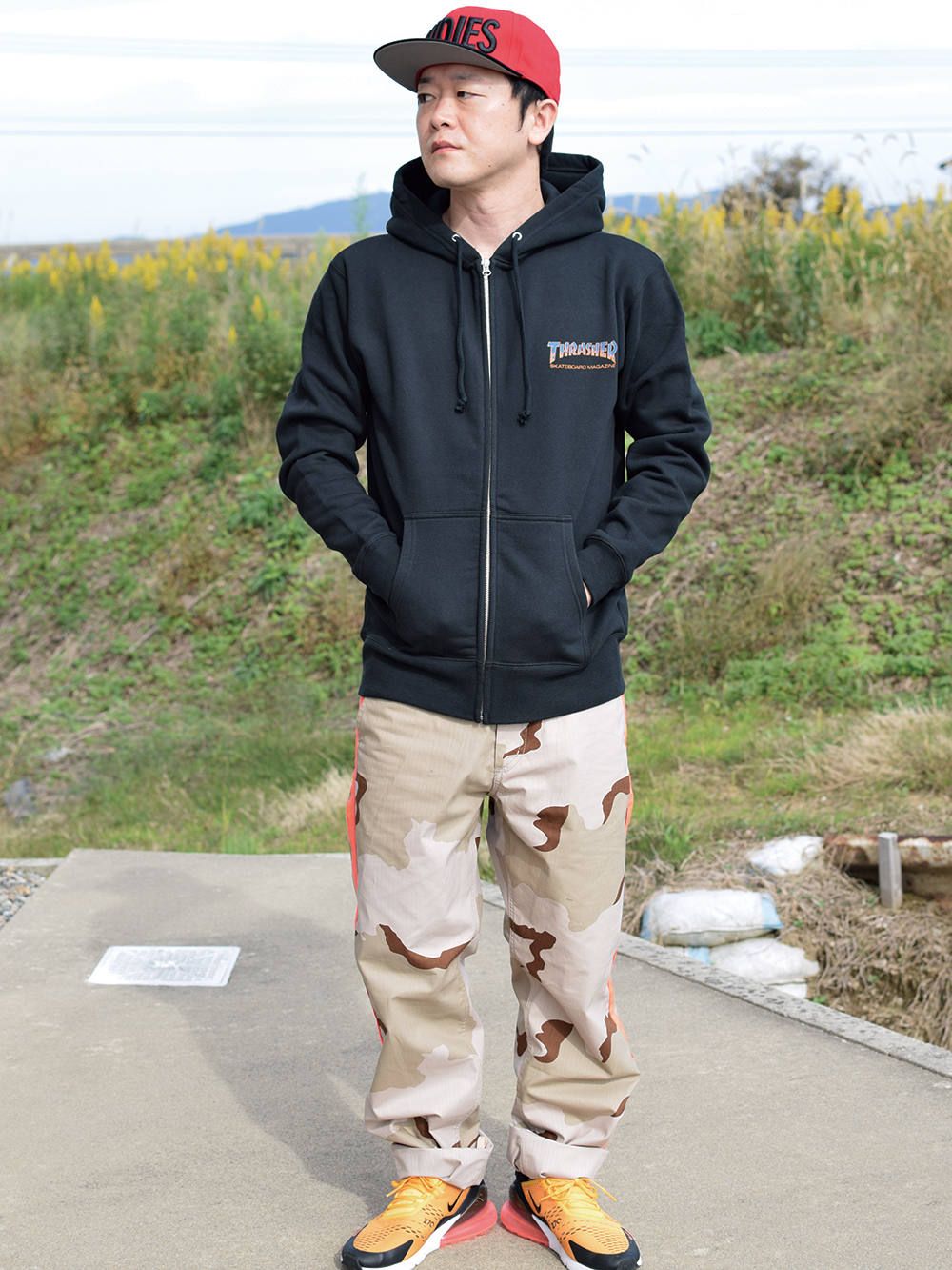 BBQ ZIP-HOOD SWEAT