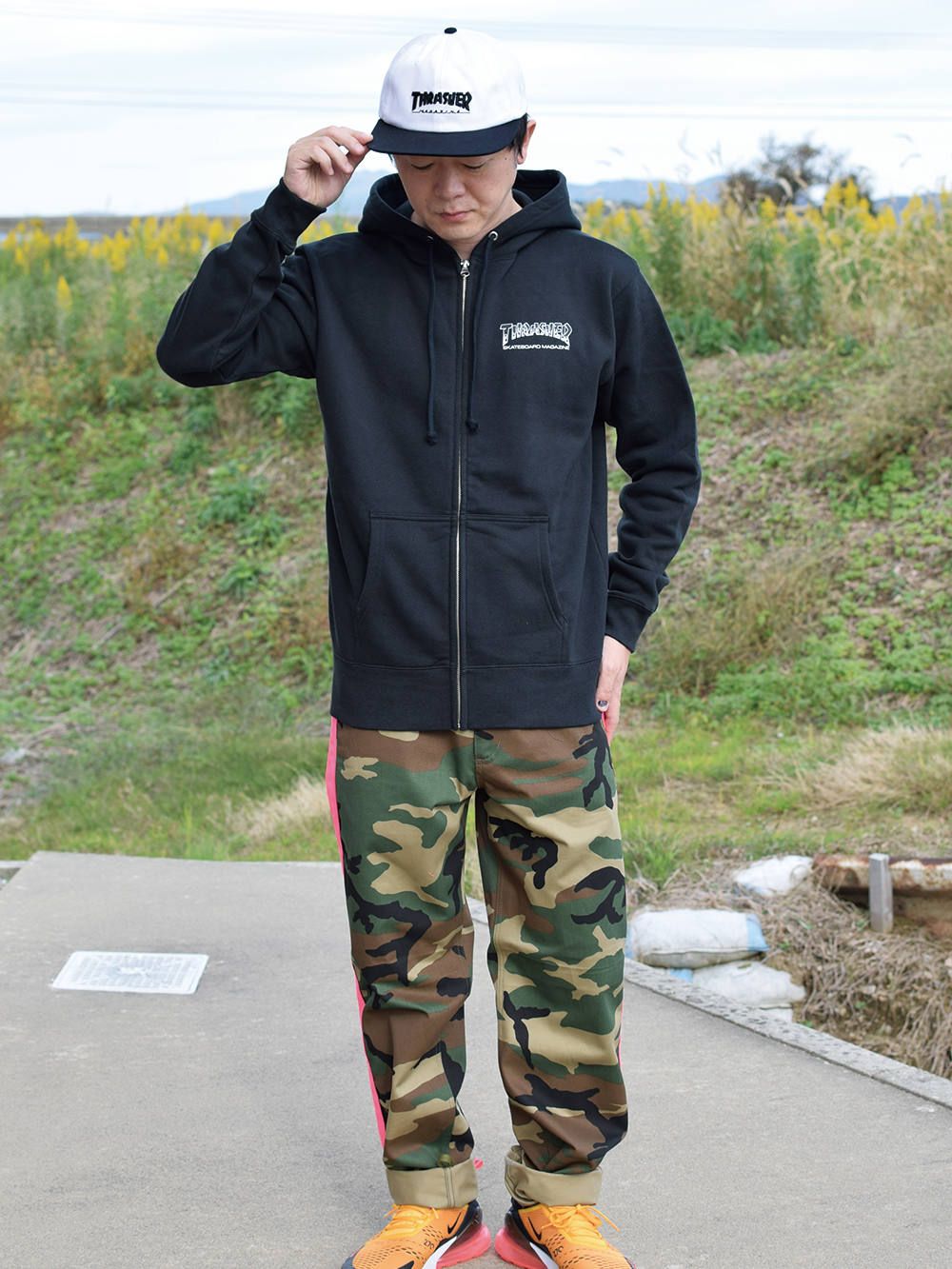 BBQ ZIP-HOOD SWEAT