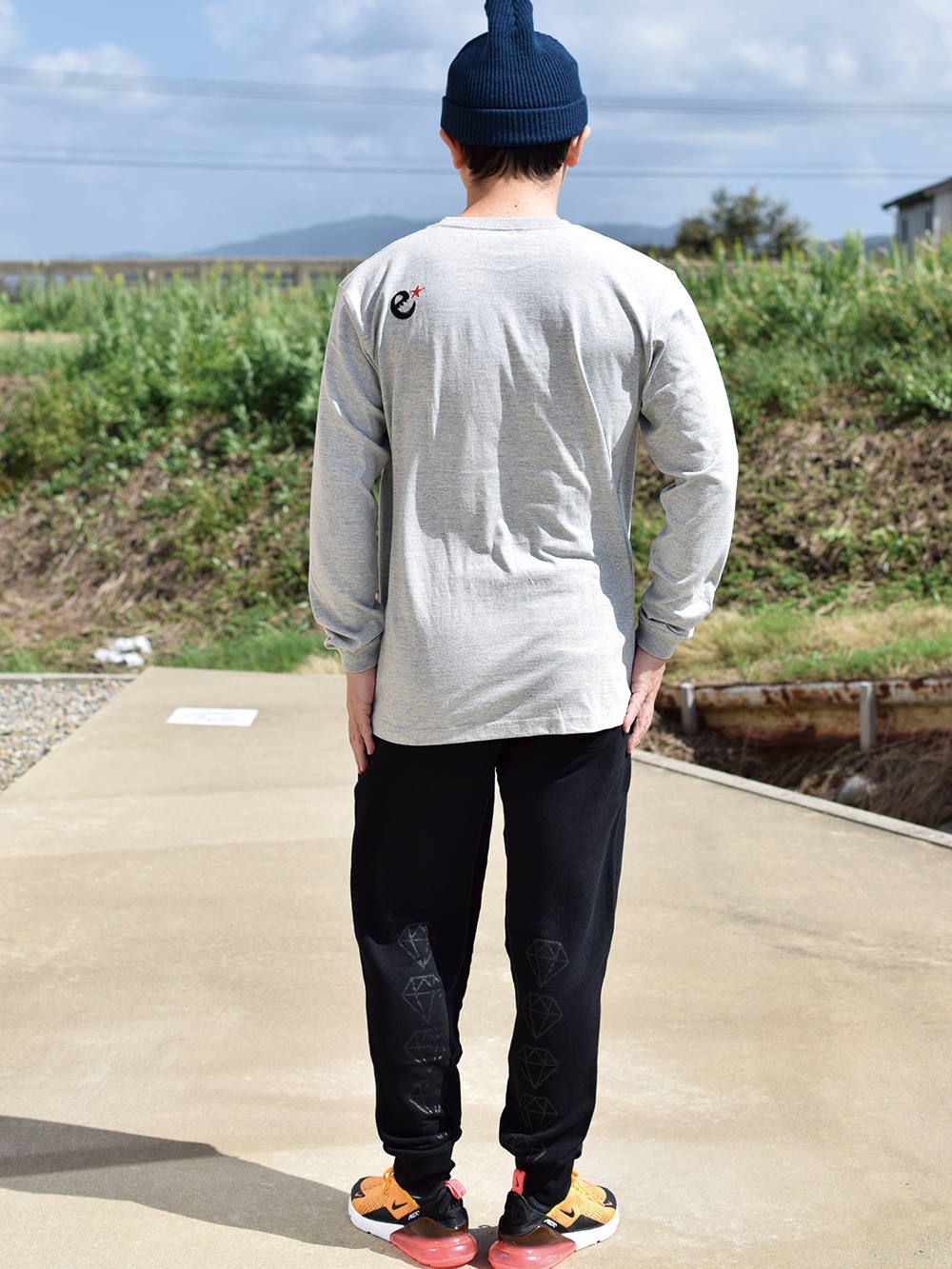 rg EMB L/S tee
