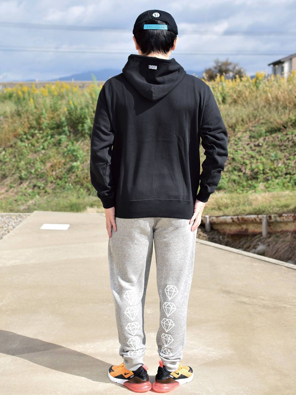 DRAWING HOOD-SWEAT