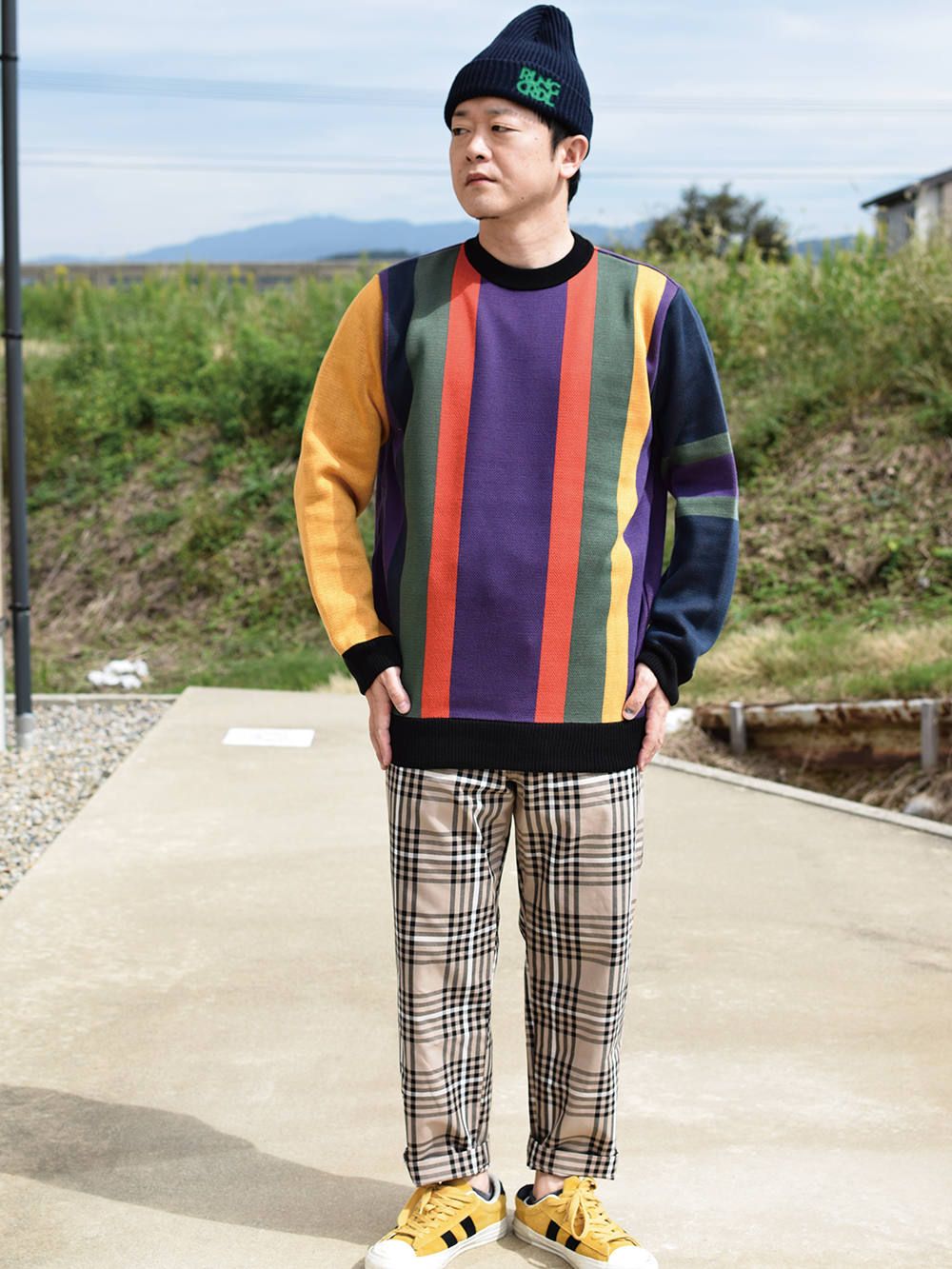 VERTICAL LINE-SWEATER