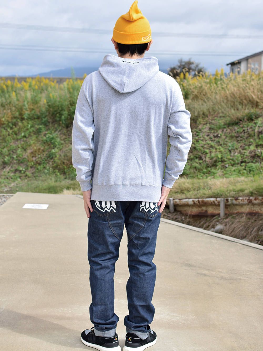 KATAKANA HOOD-SWEAT